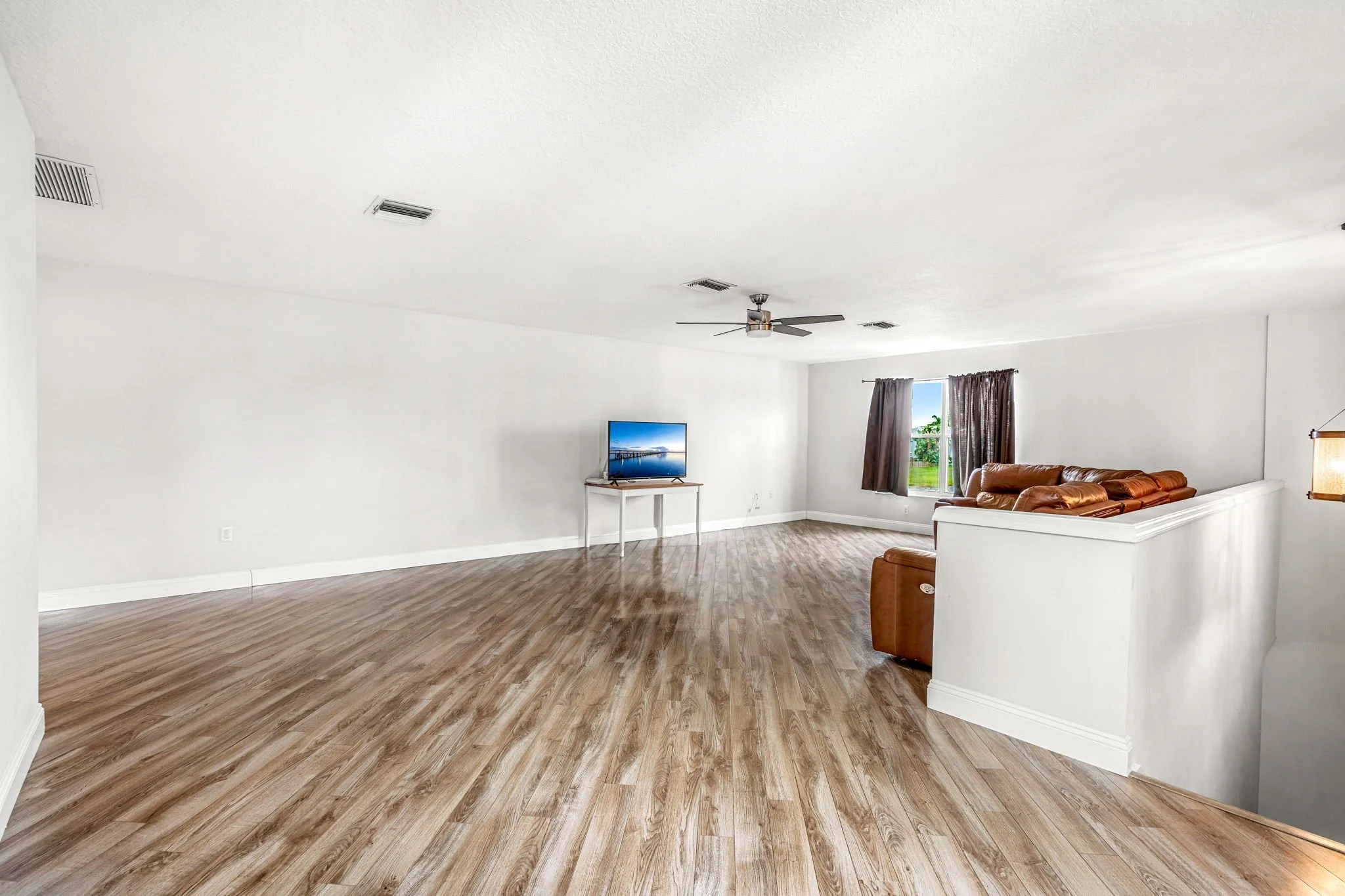 bonus room 2.jpg