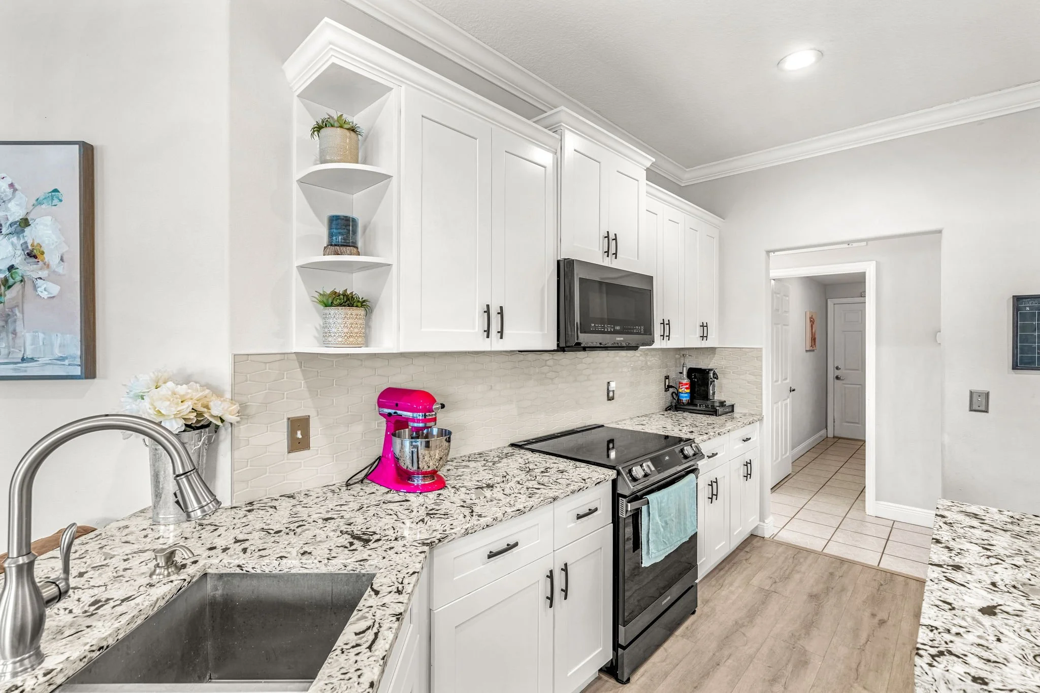 kitchen 3.jpg