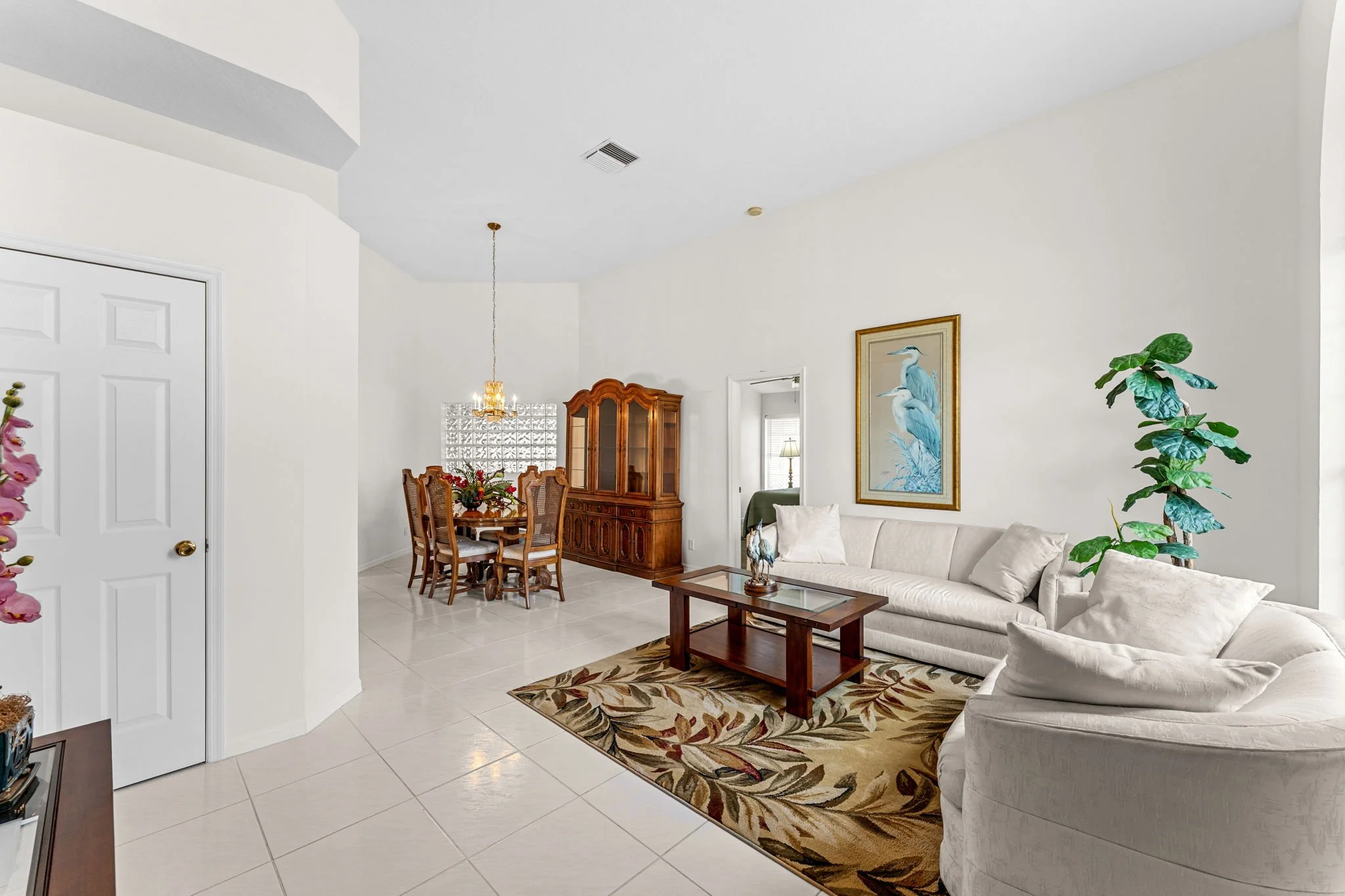 living room:dining room 2.jpg