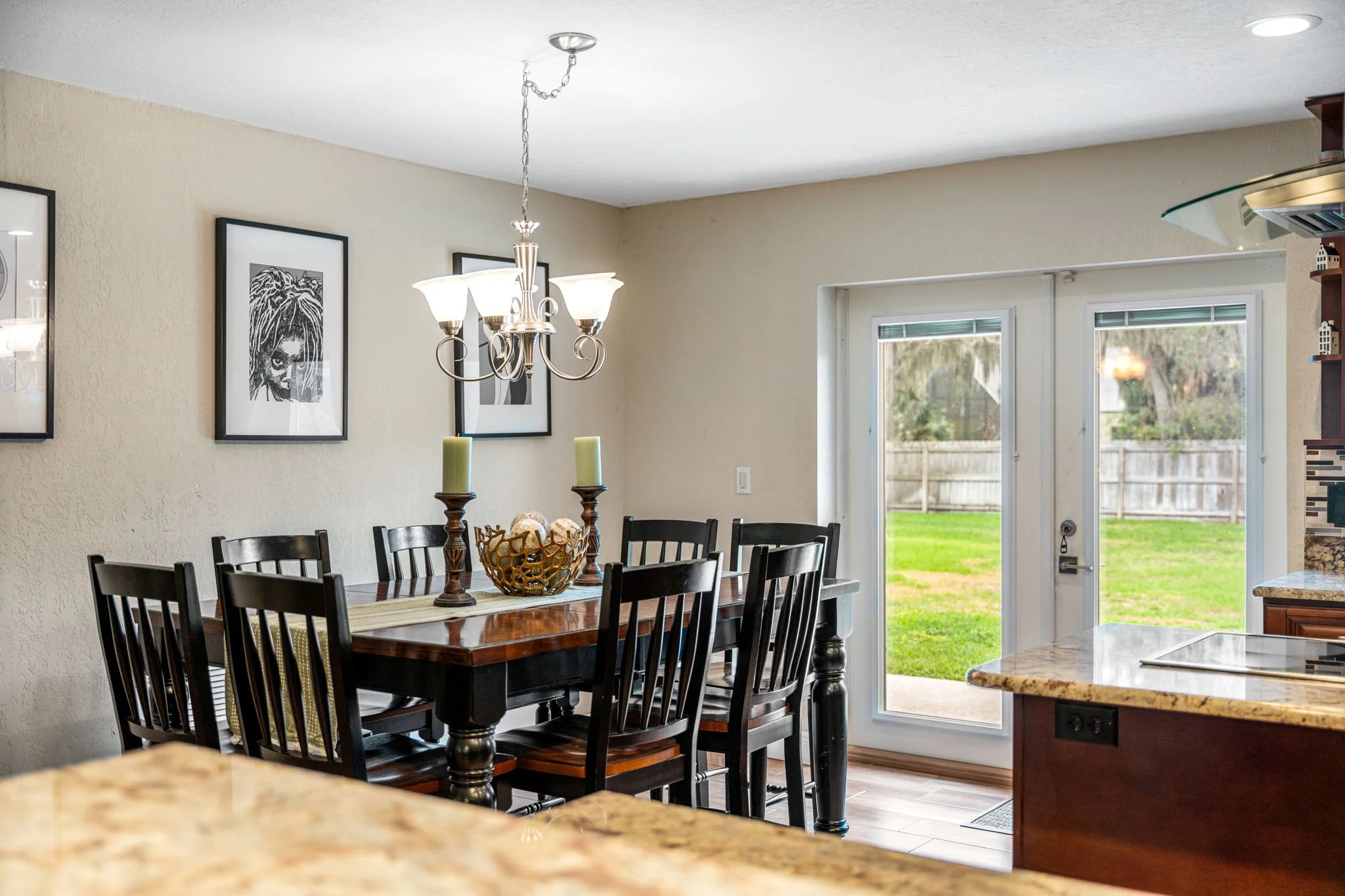 dining room.jpg
