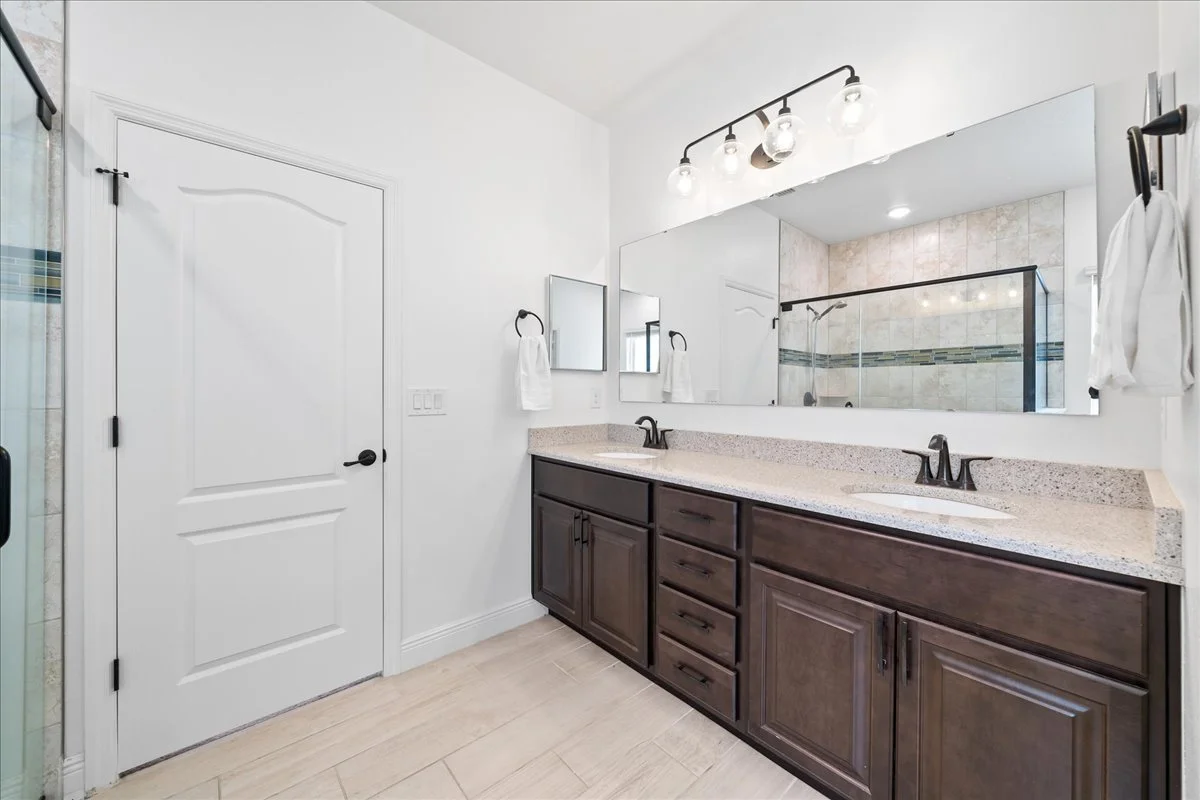 primary bath 1.jpg