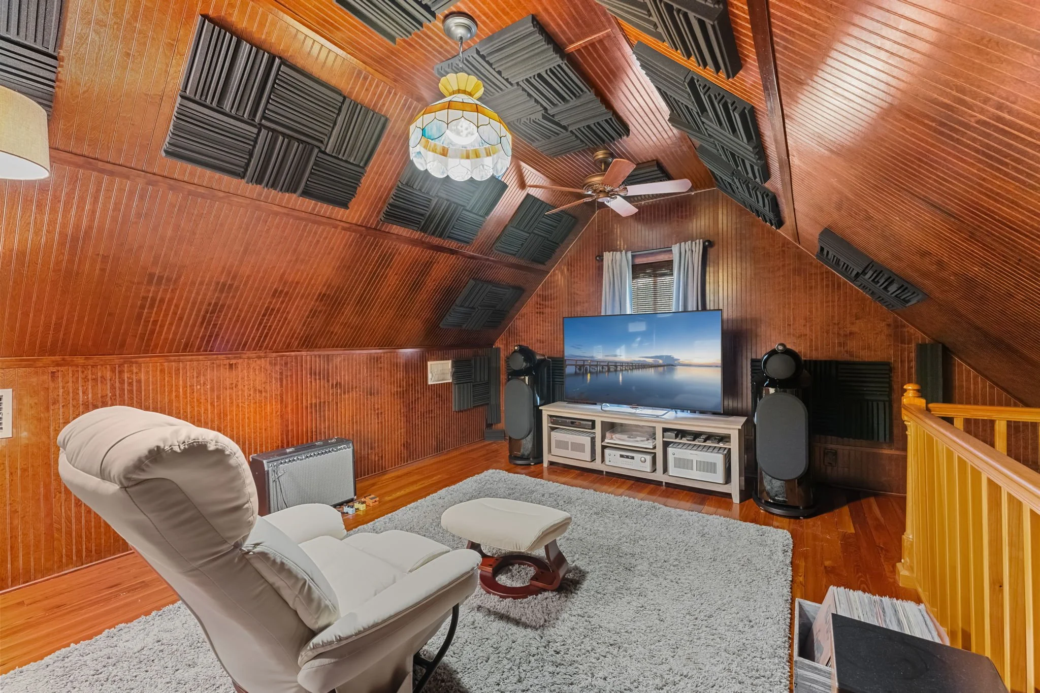 third floor attic 4.jpg