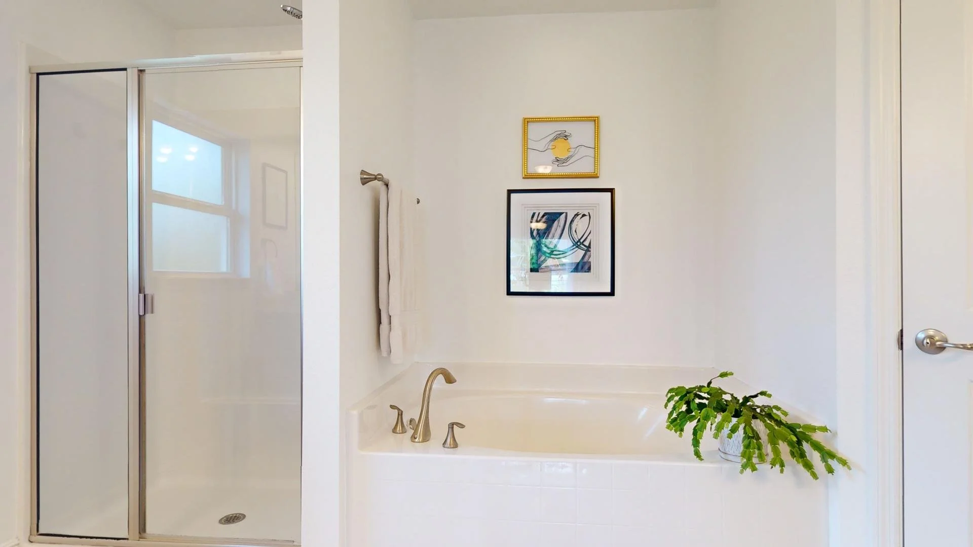 Primary Bath - 2.jpg