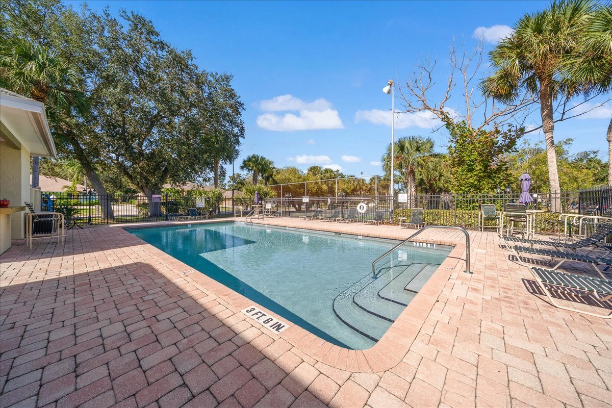 Pool 1.jpg
