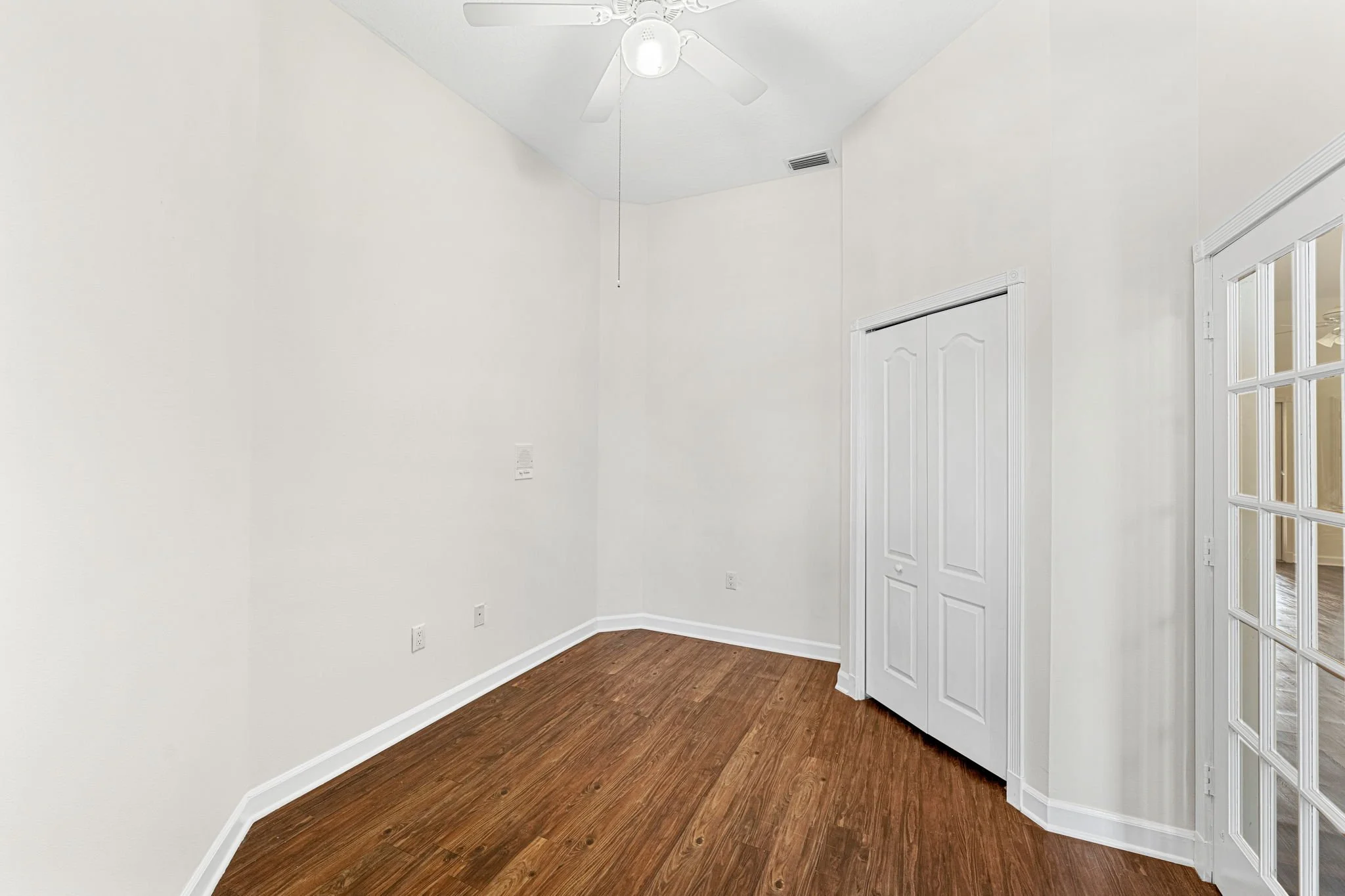 bedroom 4:office.jpg