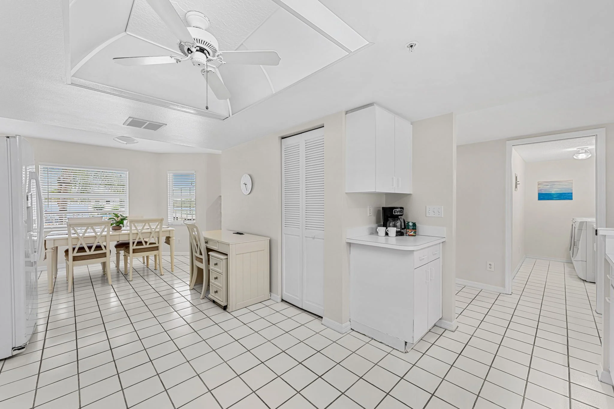 kitchen 2.jpg