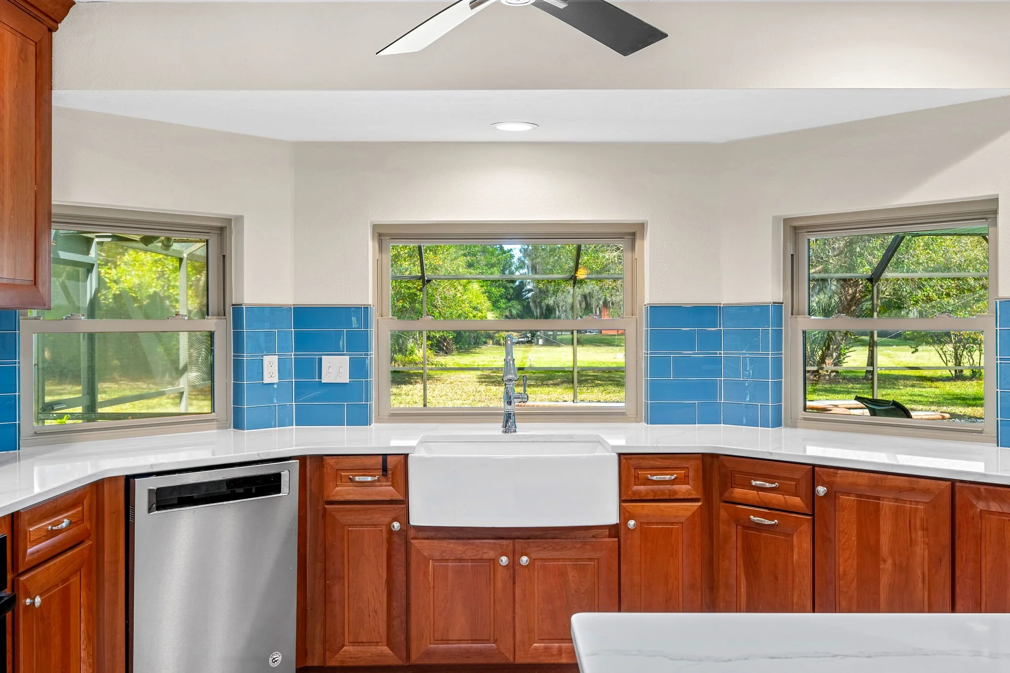 Kitchen 5.jpg