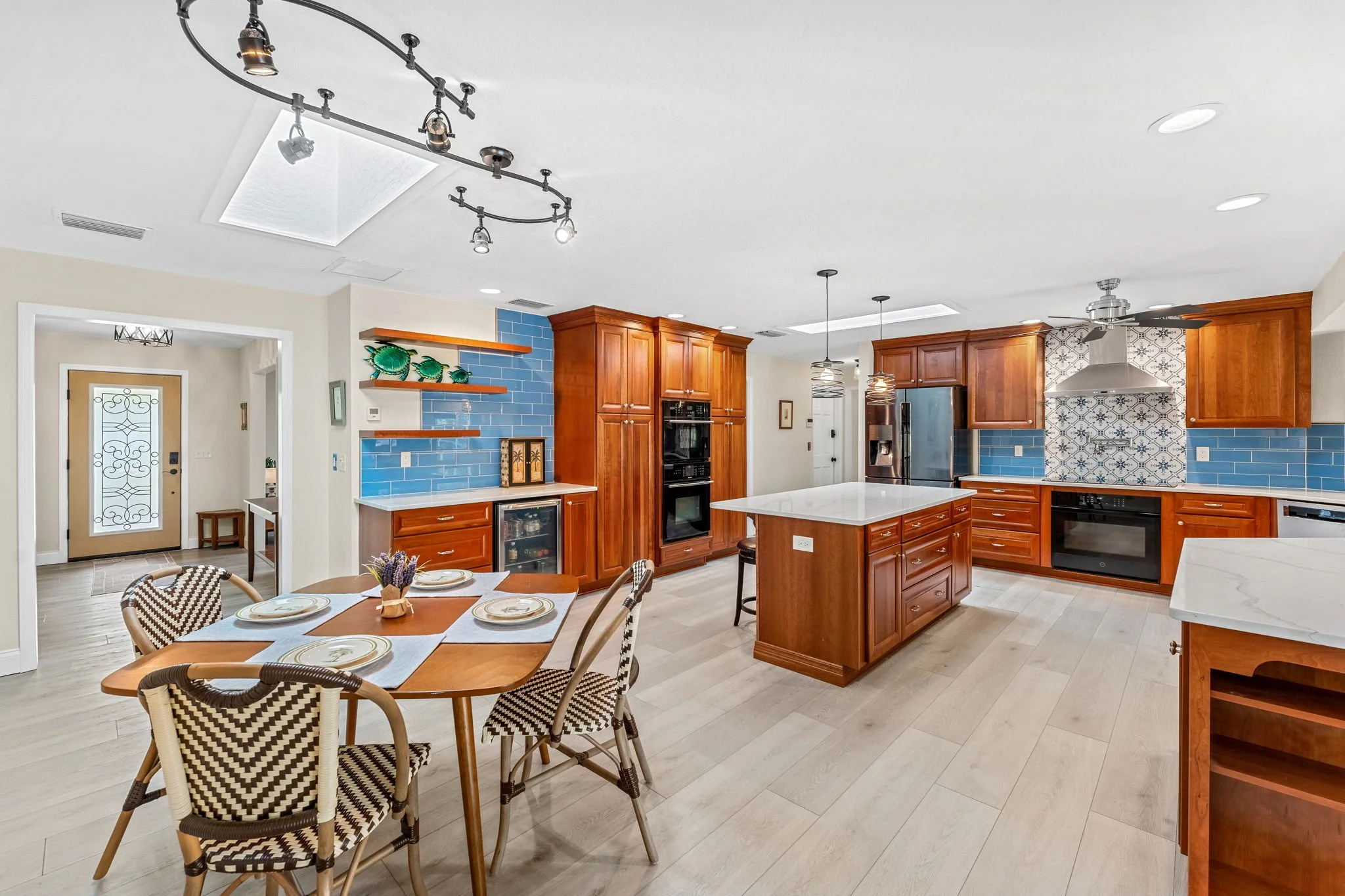 Kitchen 8.jpg