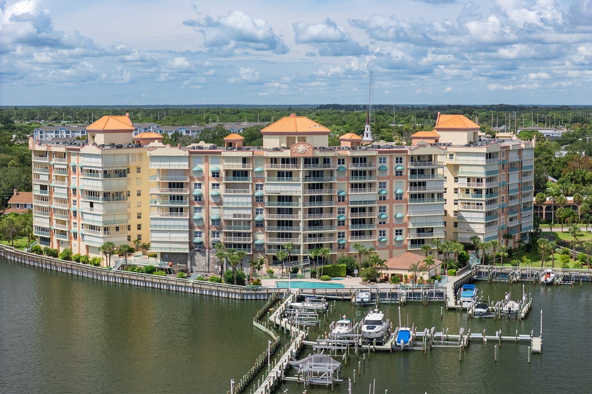 Overhead photo of Oleander Pointe Condos and marina, Cocoa FL