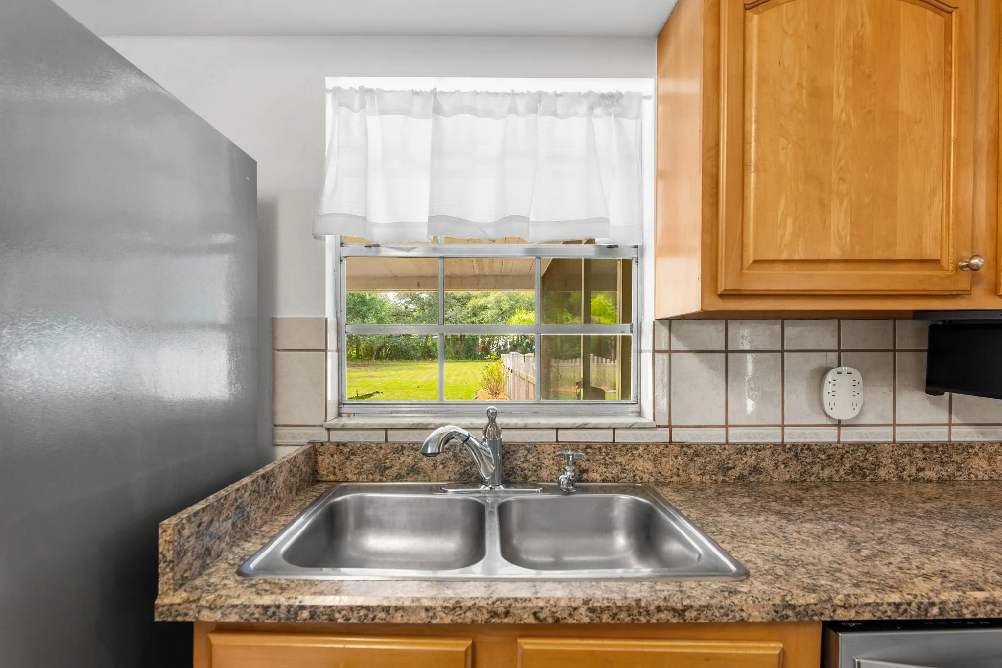 kitchen 5.jpg