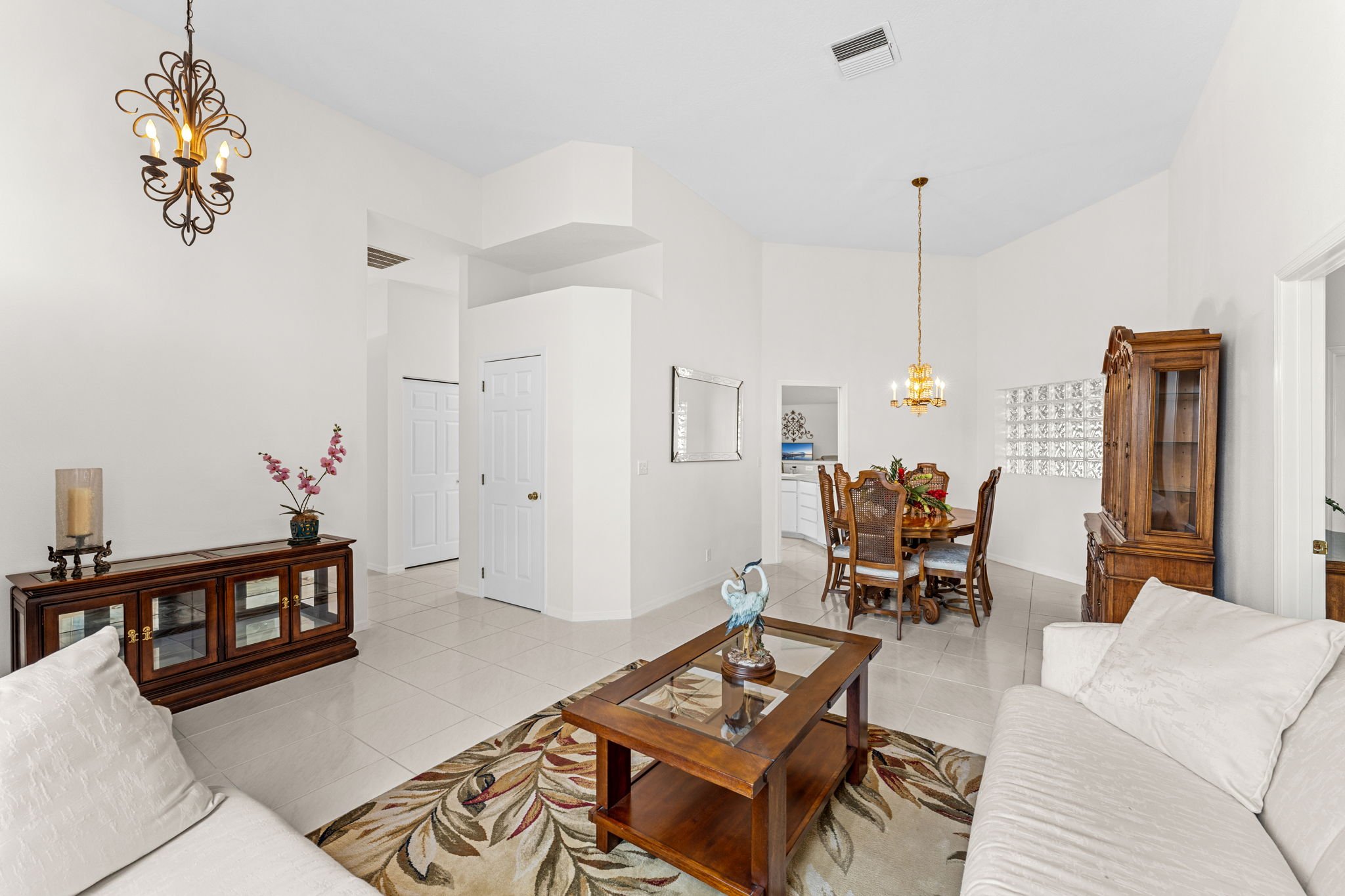 living room:dining room 3.jpg