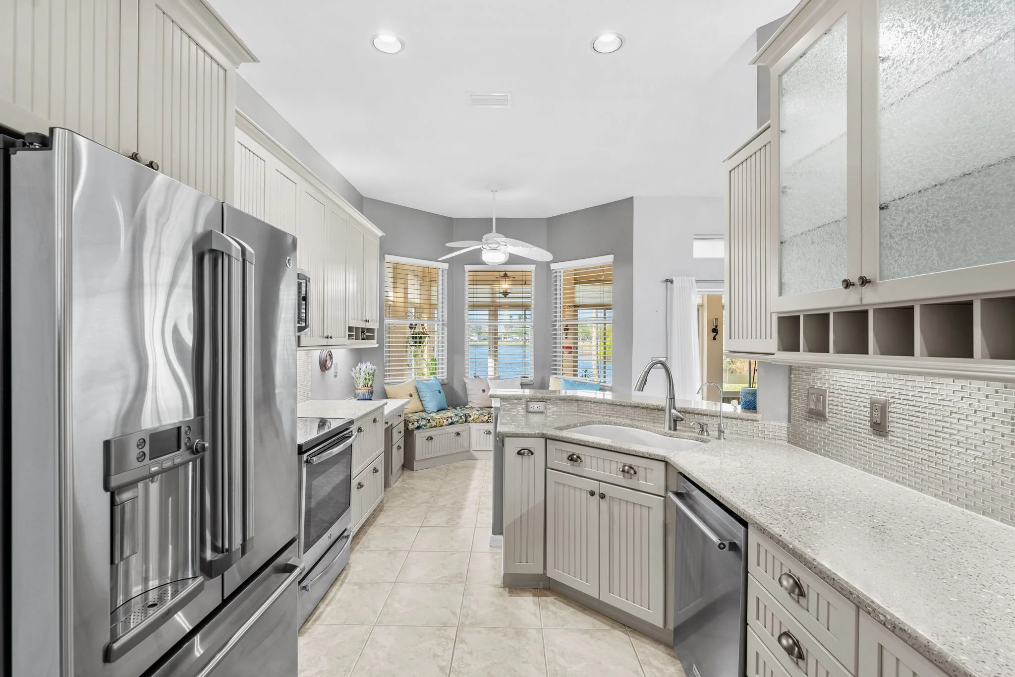 kitchen 5.jpg