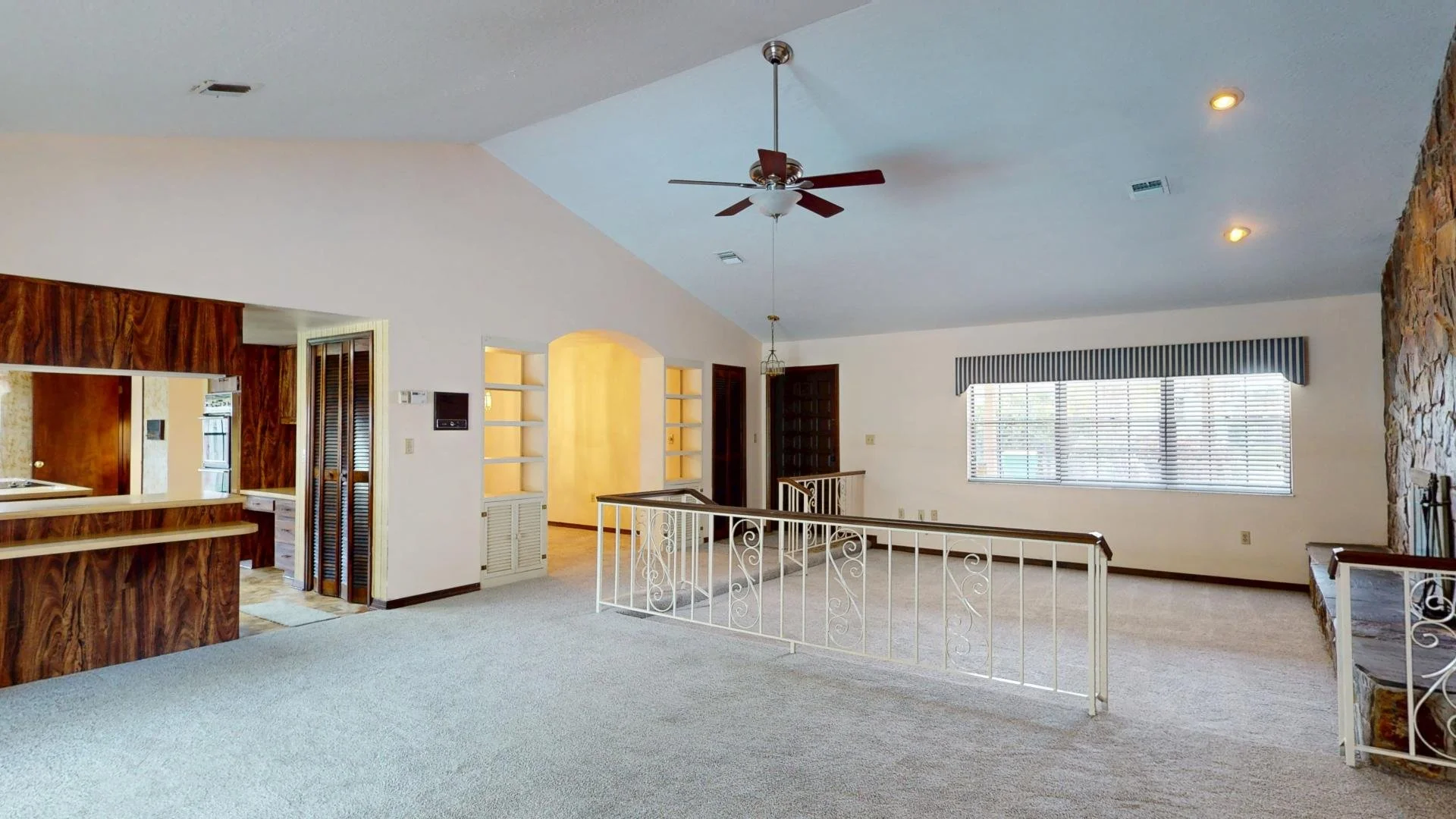 livingroom 5.jpg