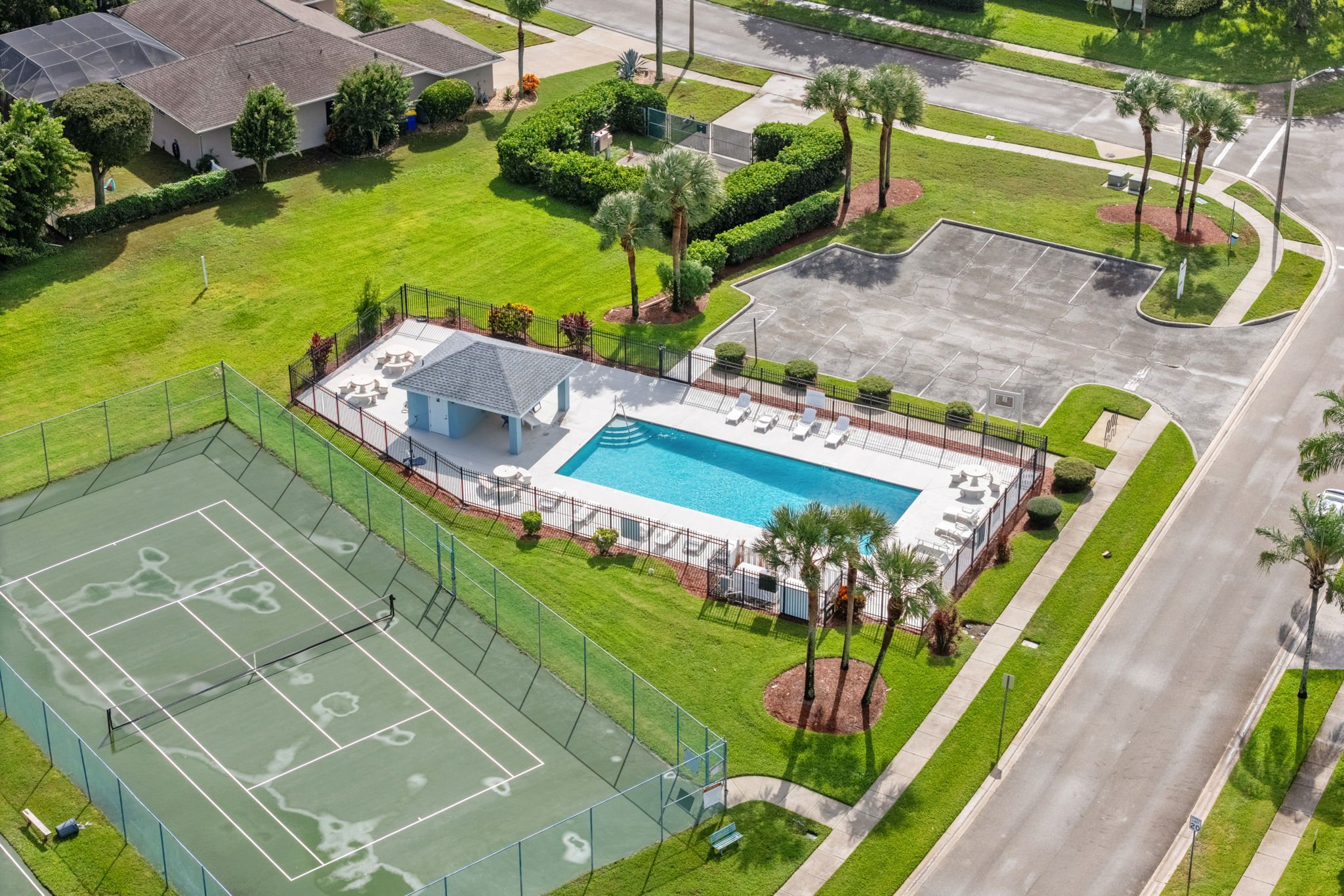 community ammenities aerial 3.jpg
