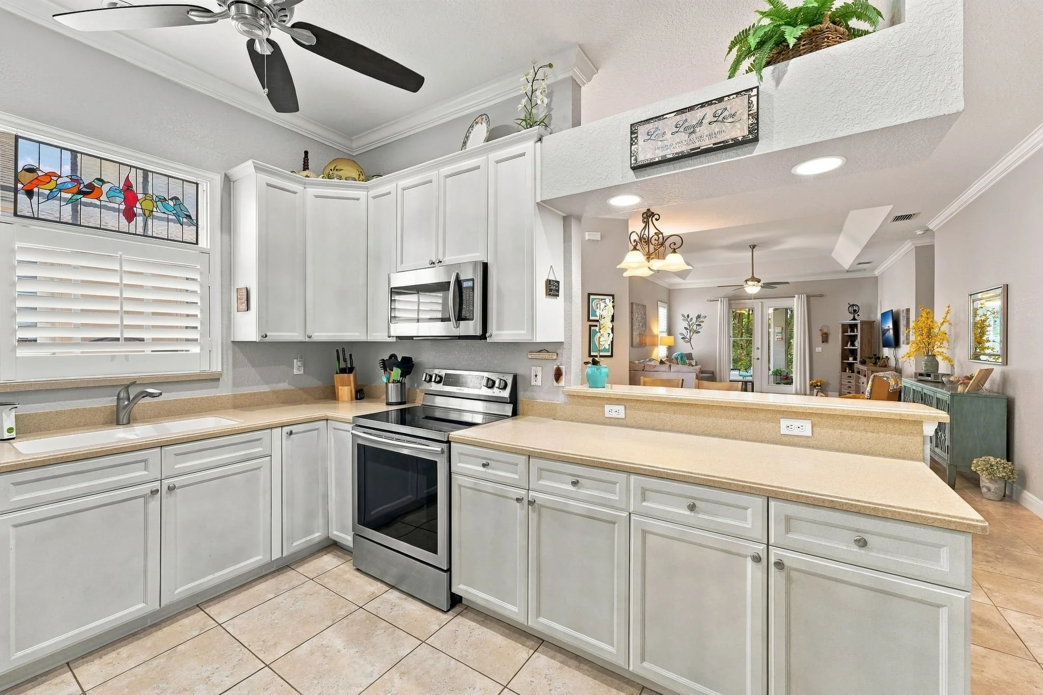 kitchen 3.jpg
