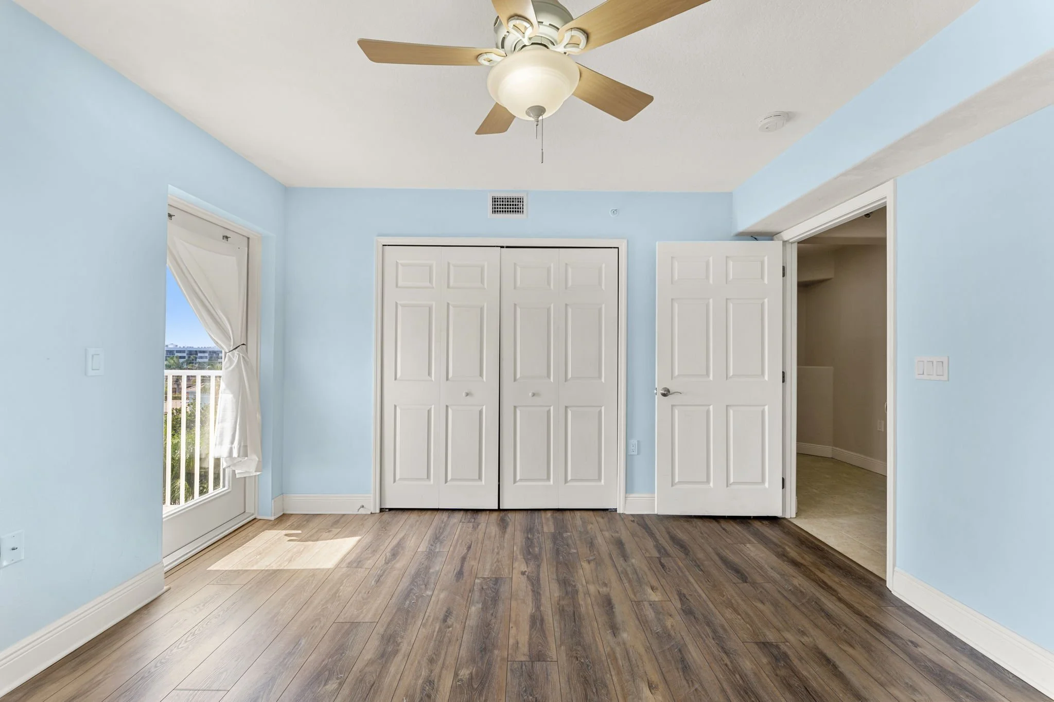 bedroom 2-1.jpg