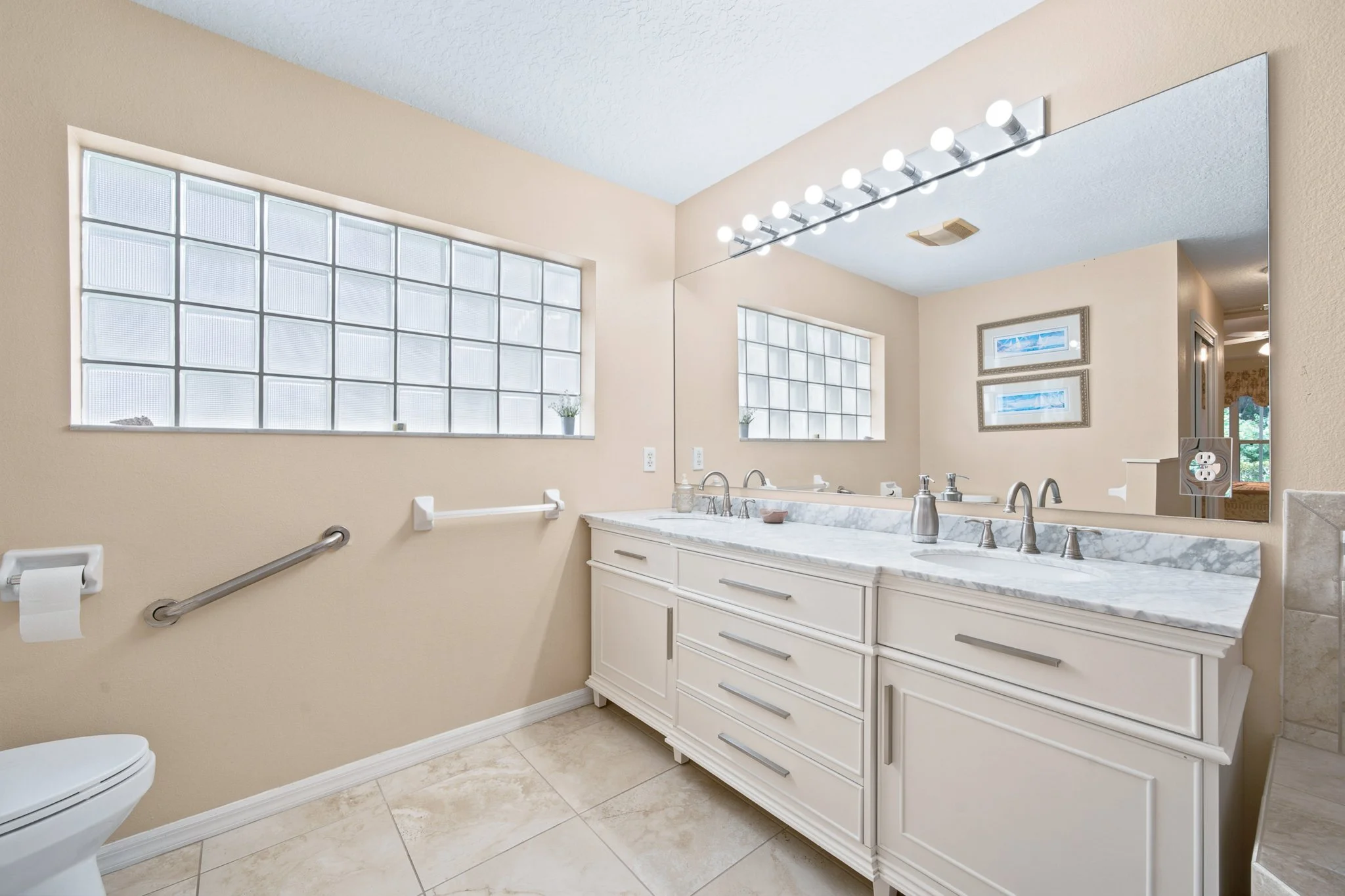 primary bath 2.jpg