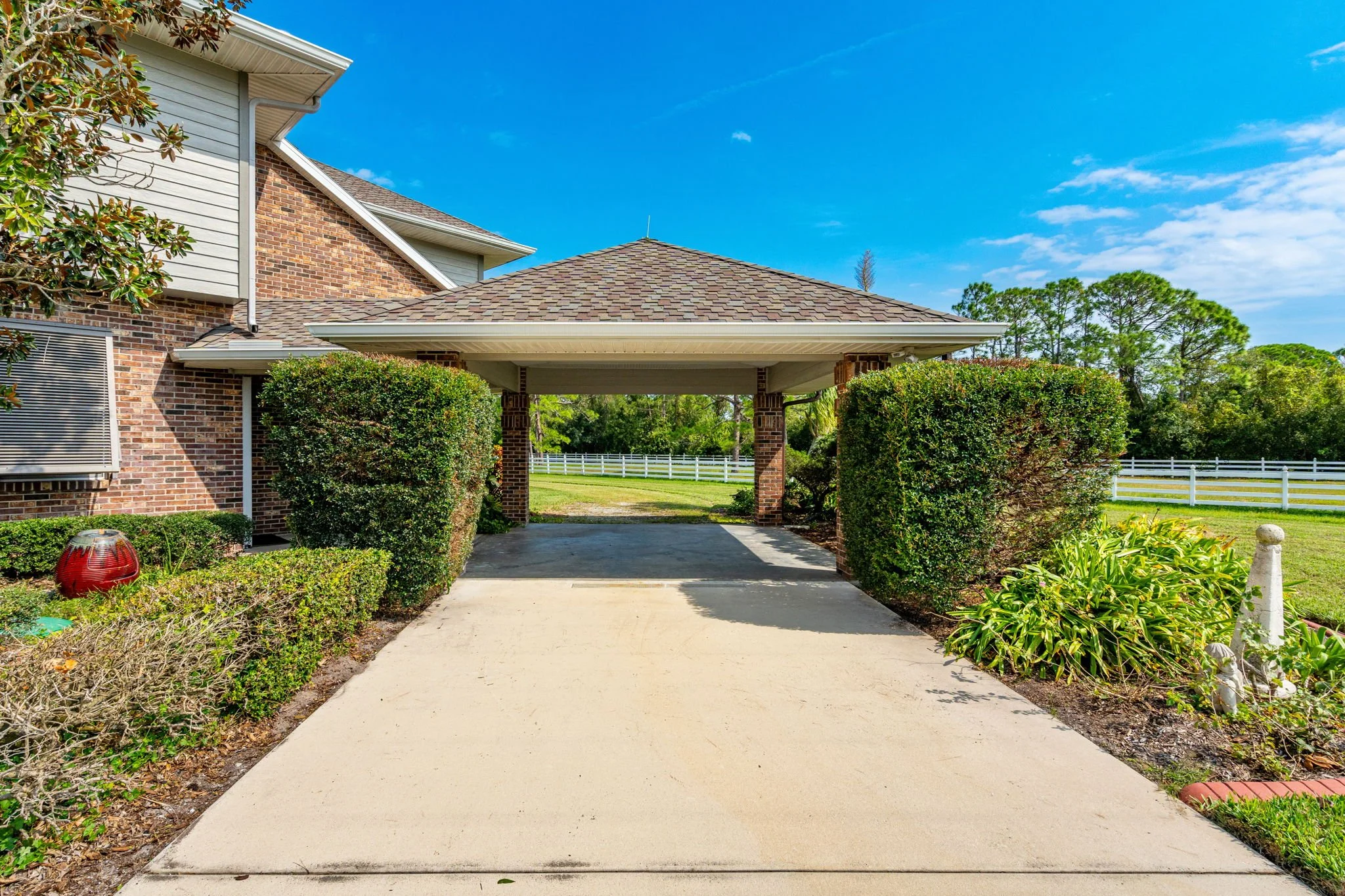 entry car port - pull in.jpg