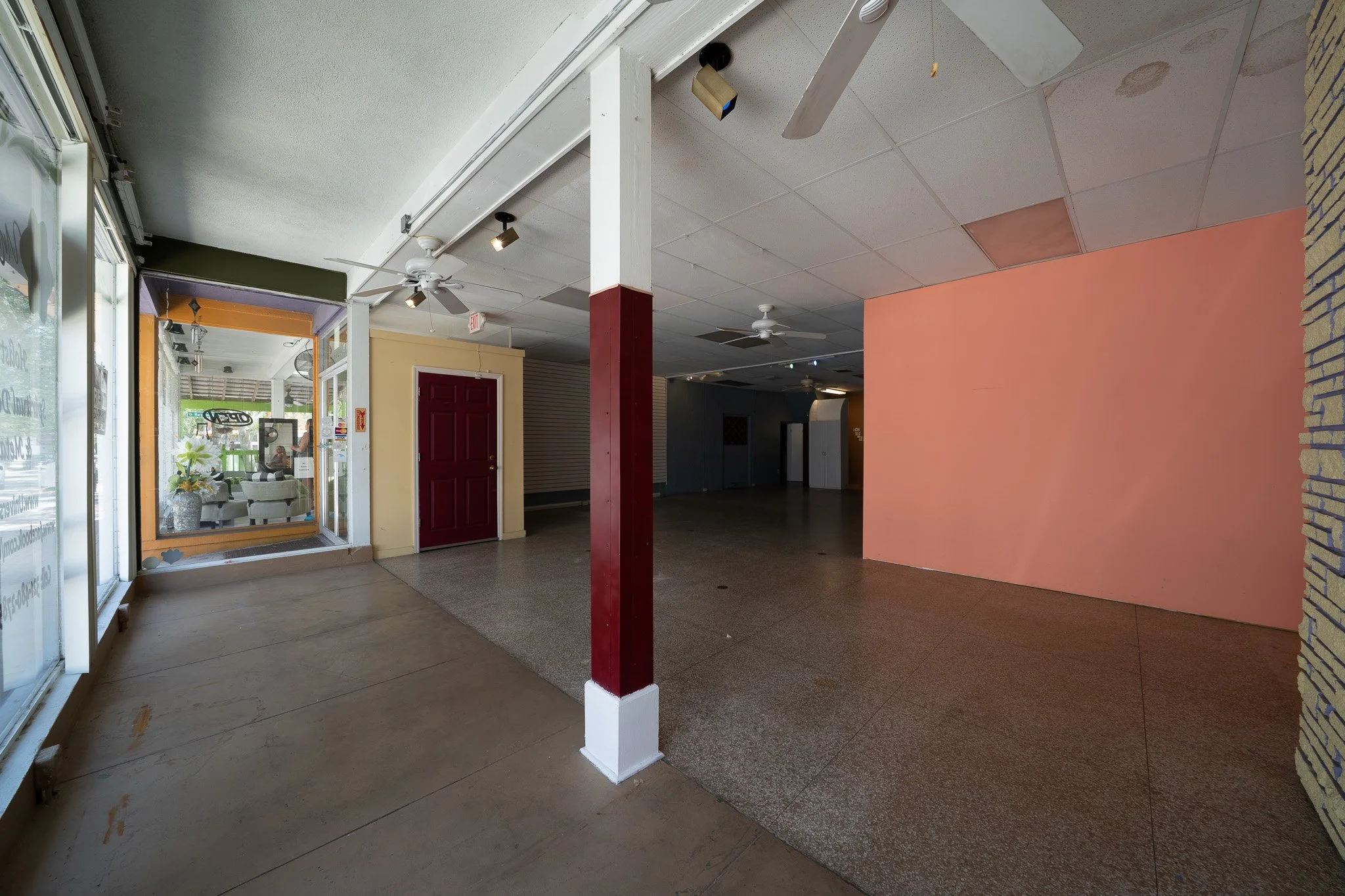 INTERIOR 6.jpg