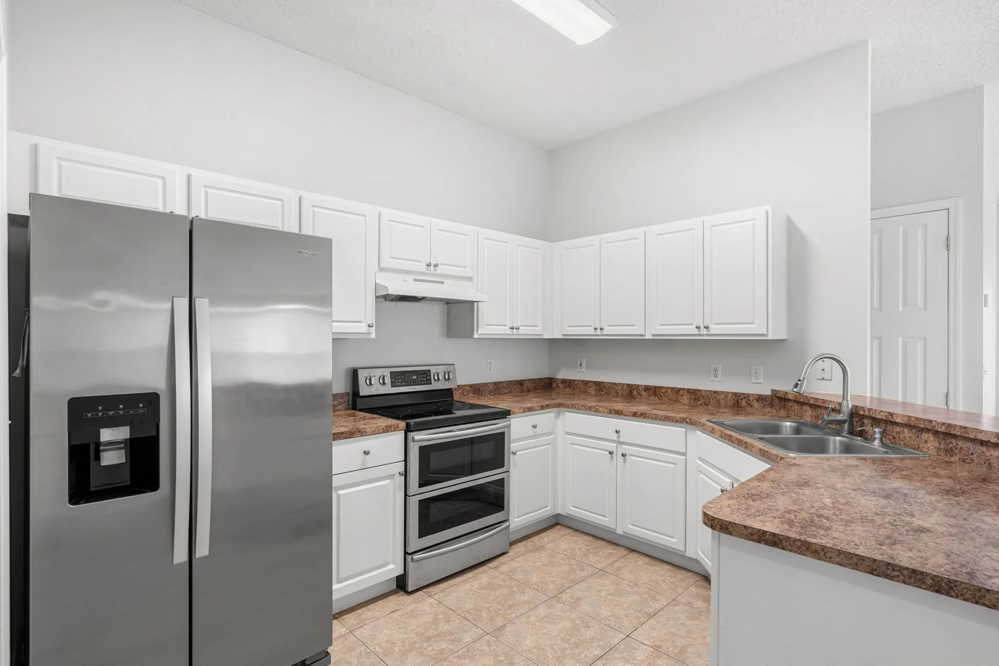 kitchen 4.jpg