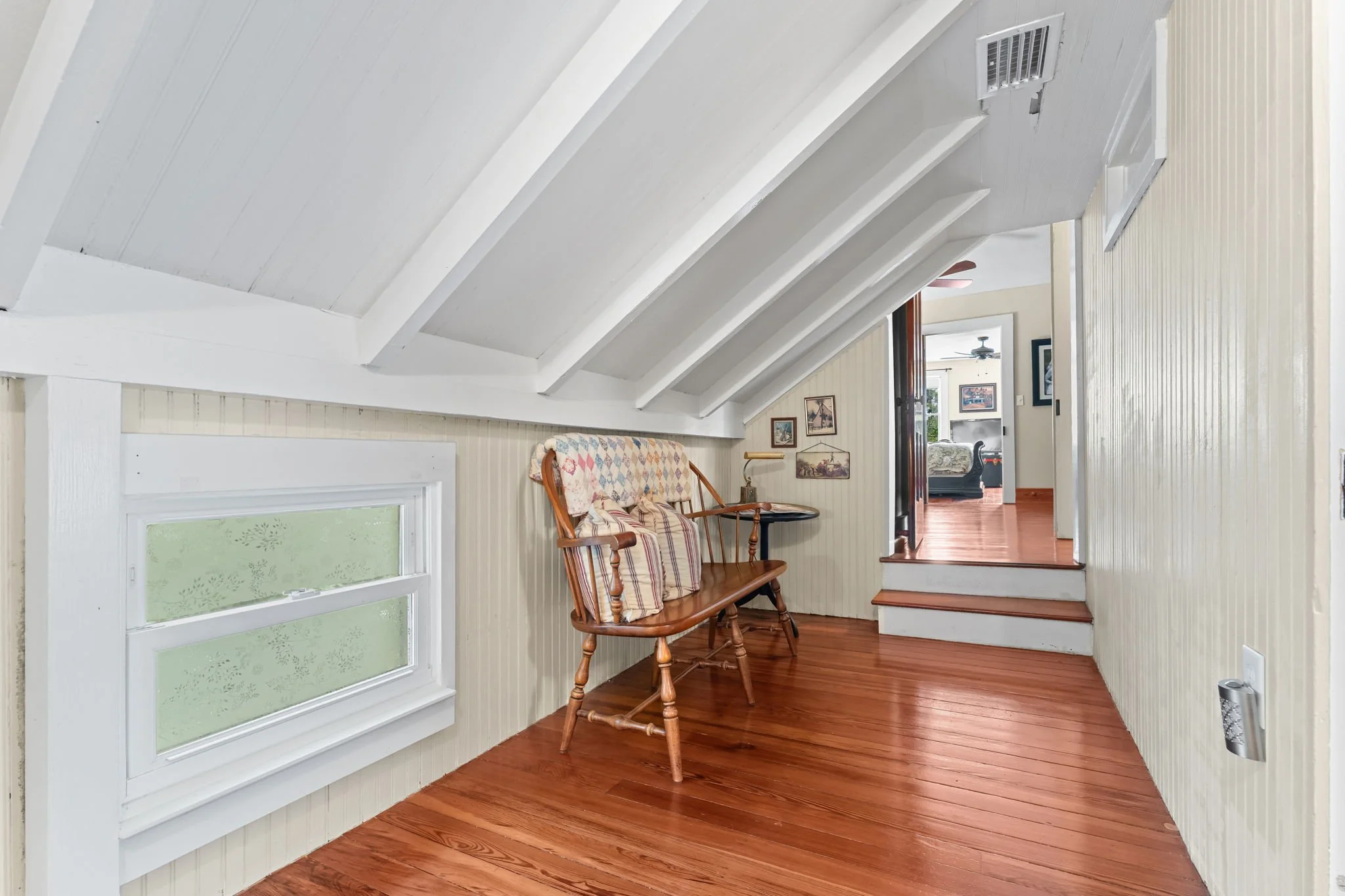 second story landing 2.jpg