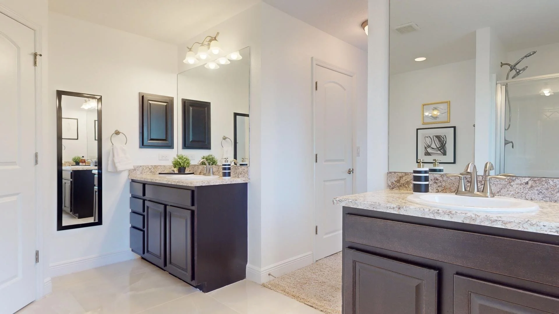 Primary Bath - 3.jpg