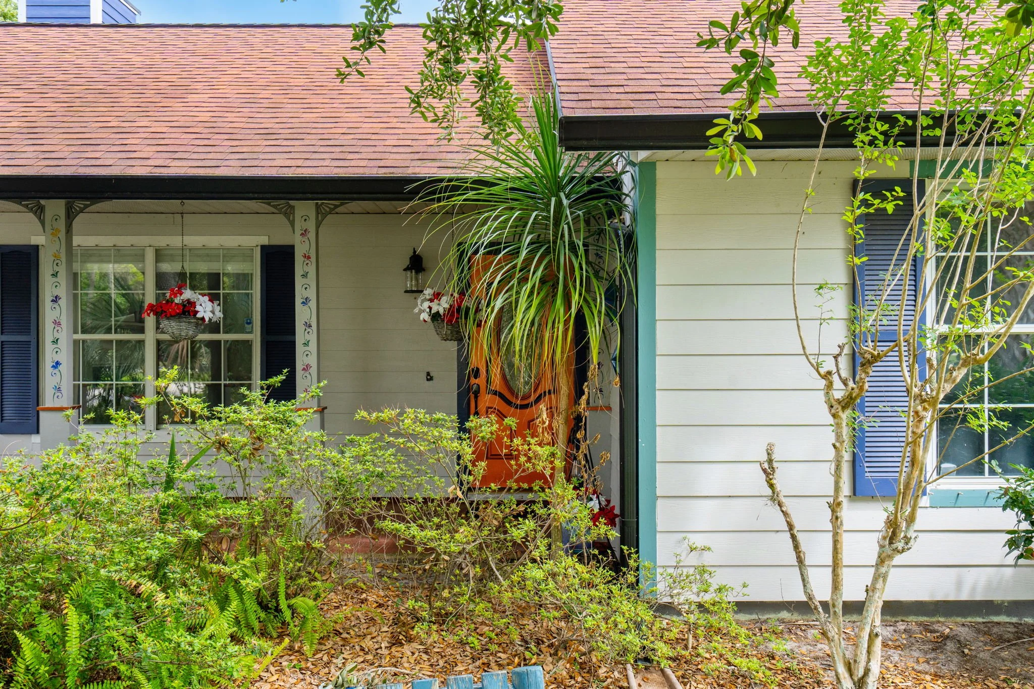 front door entry 1.jpg