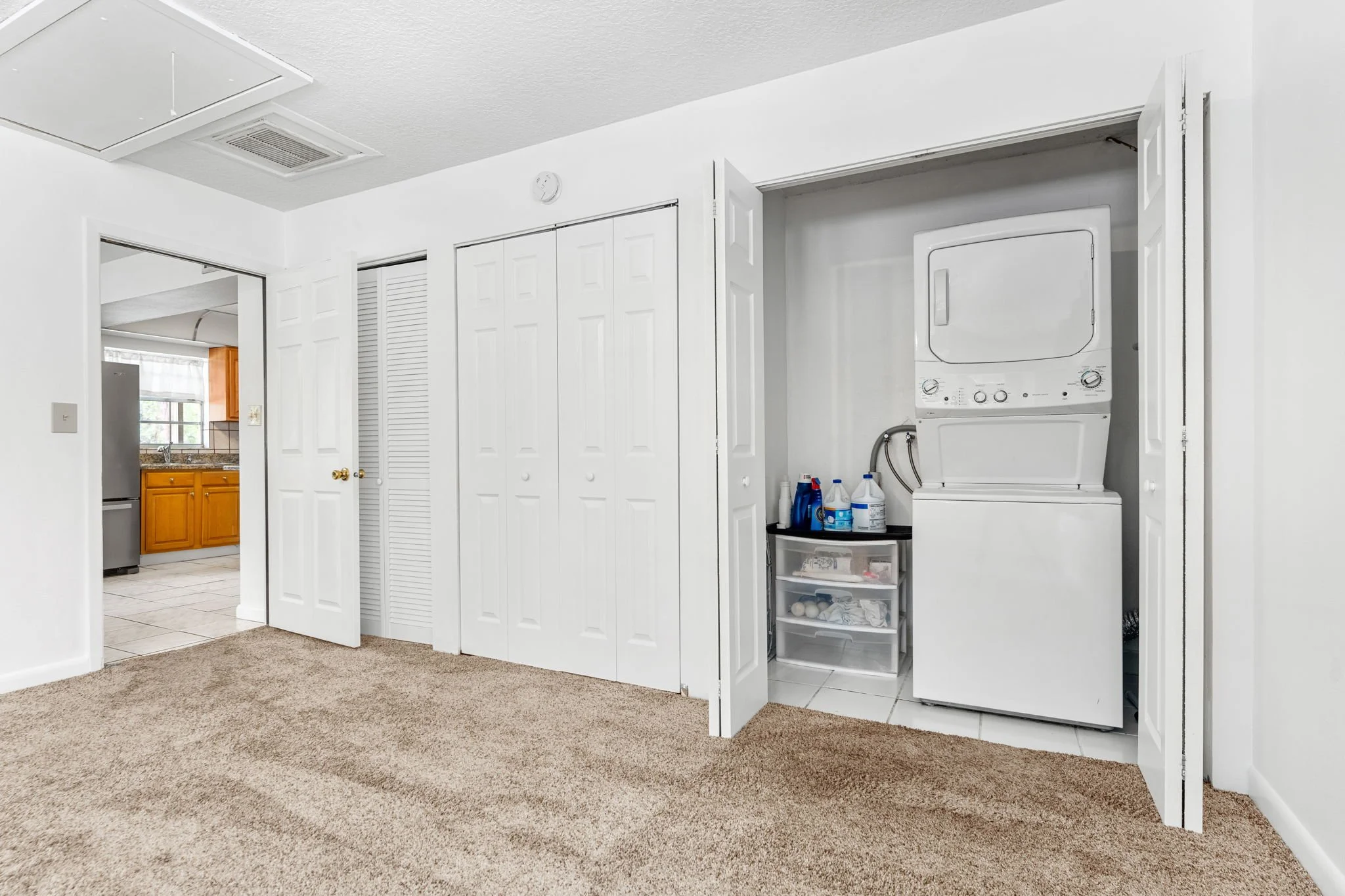 laundry off bed 4.jpg