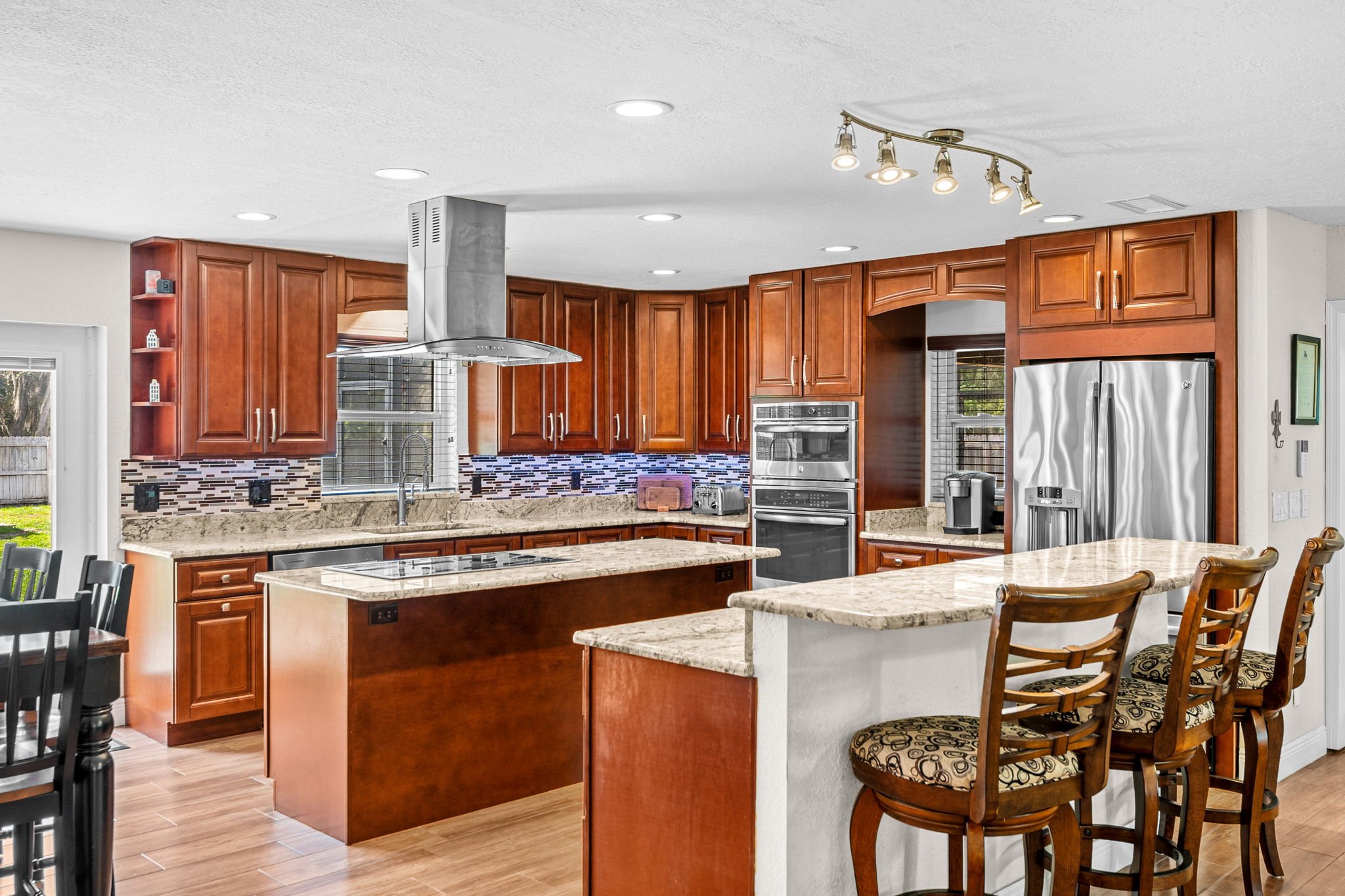 kitchen 3.jpg