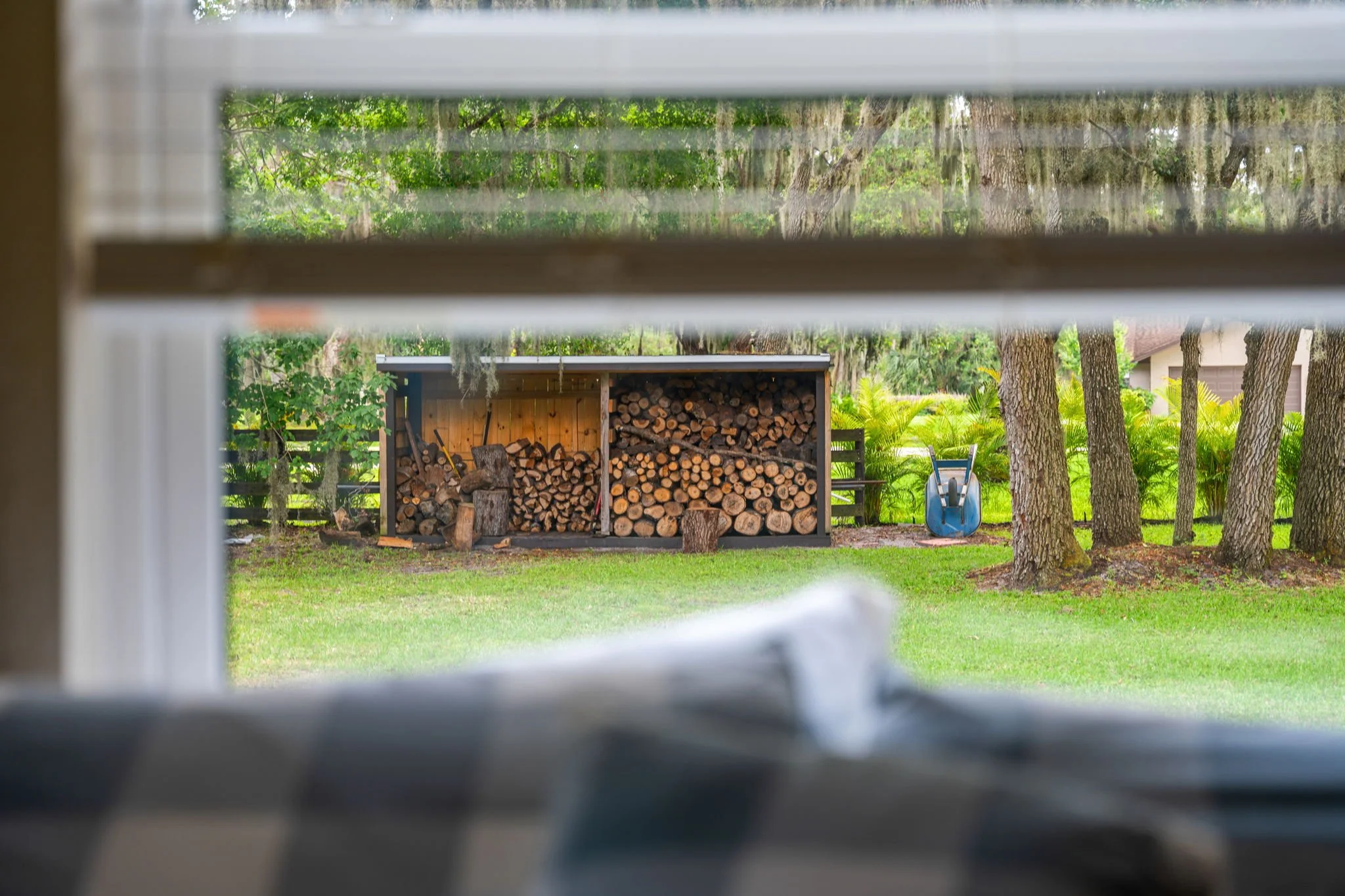 wood for smoker 1.jpg