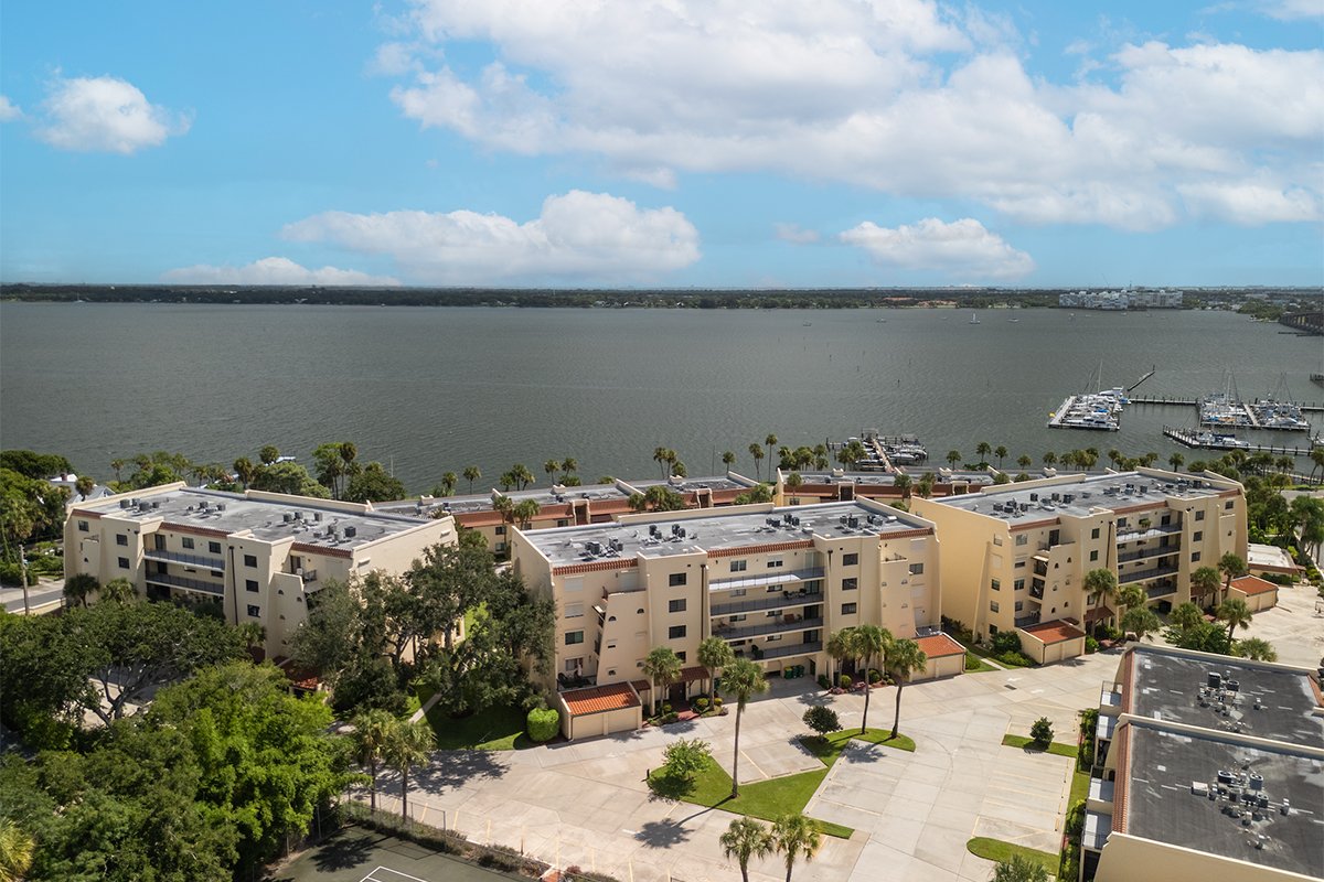 115 River Drive Drone 1 Resized.jpg