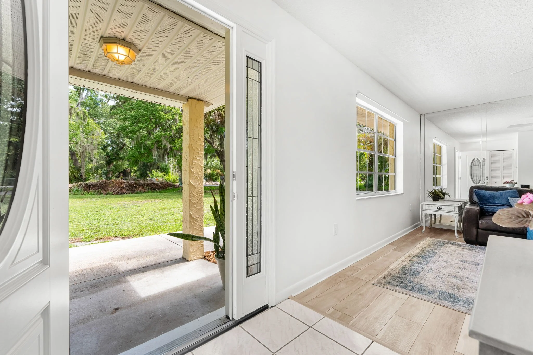 entryway.jpg