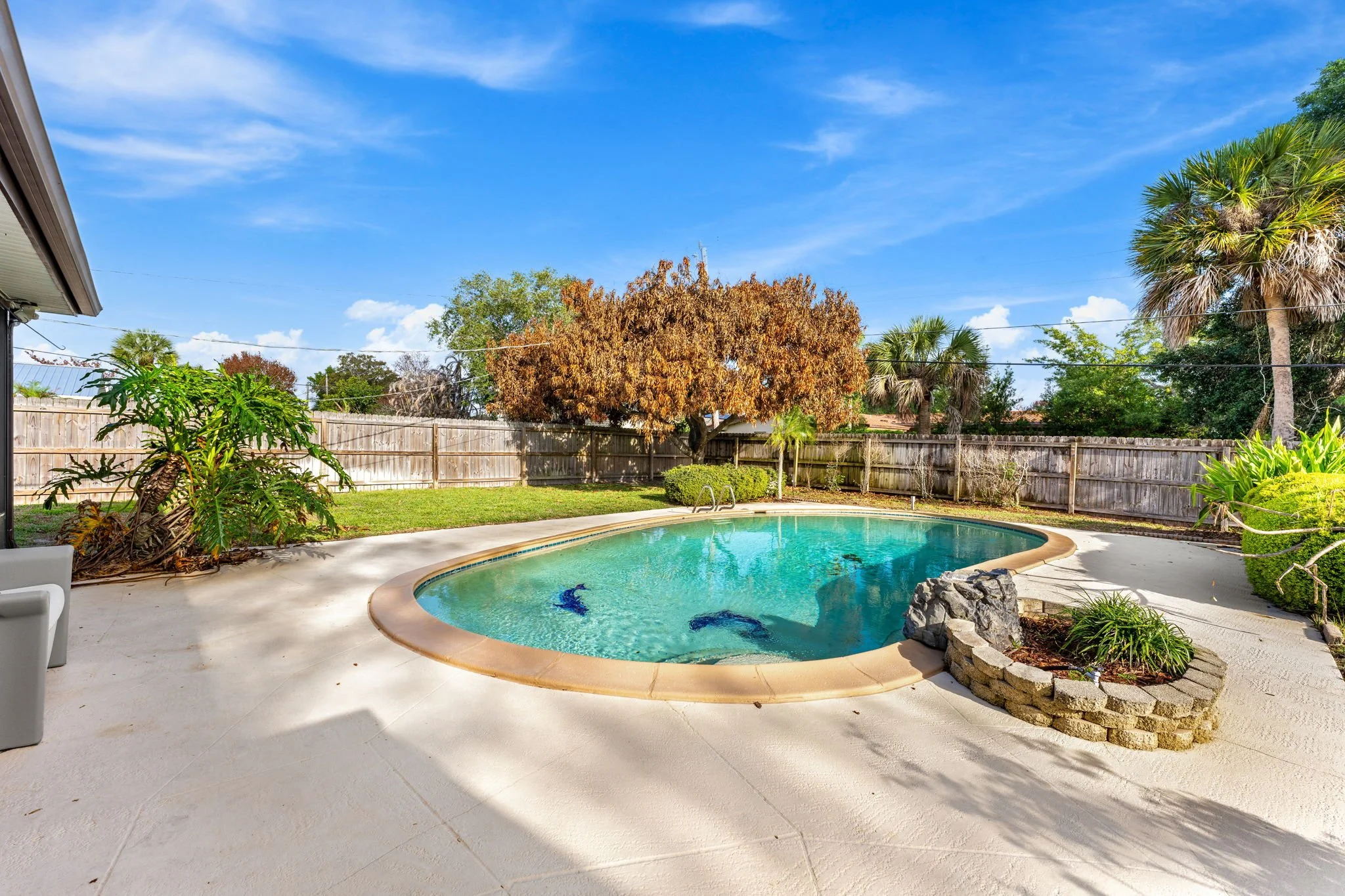 pool 3.jpg