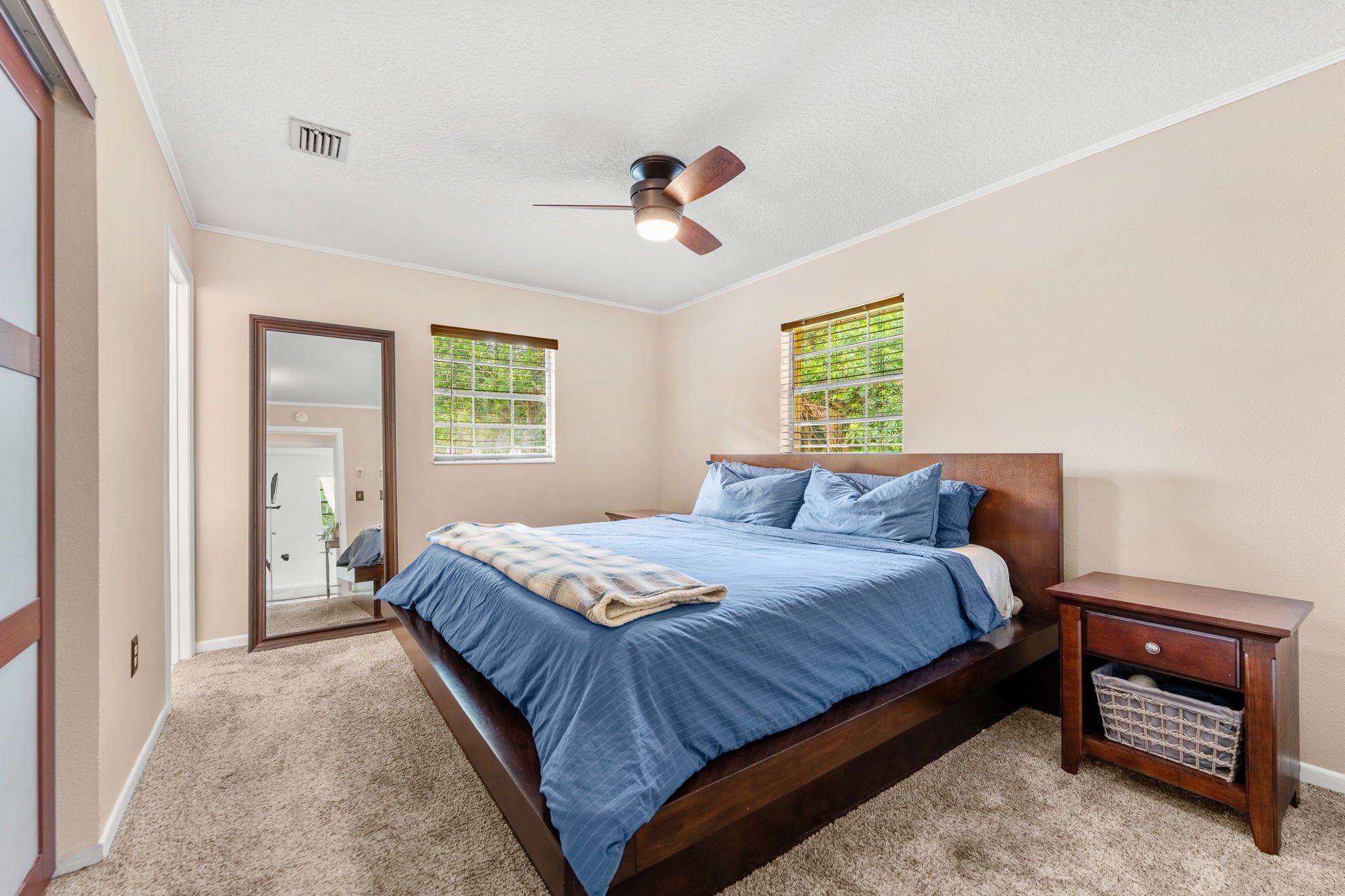 primary bed 2.jpg