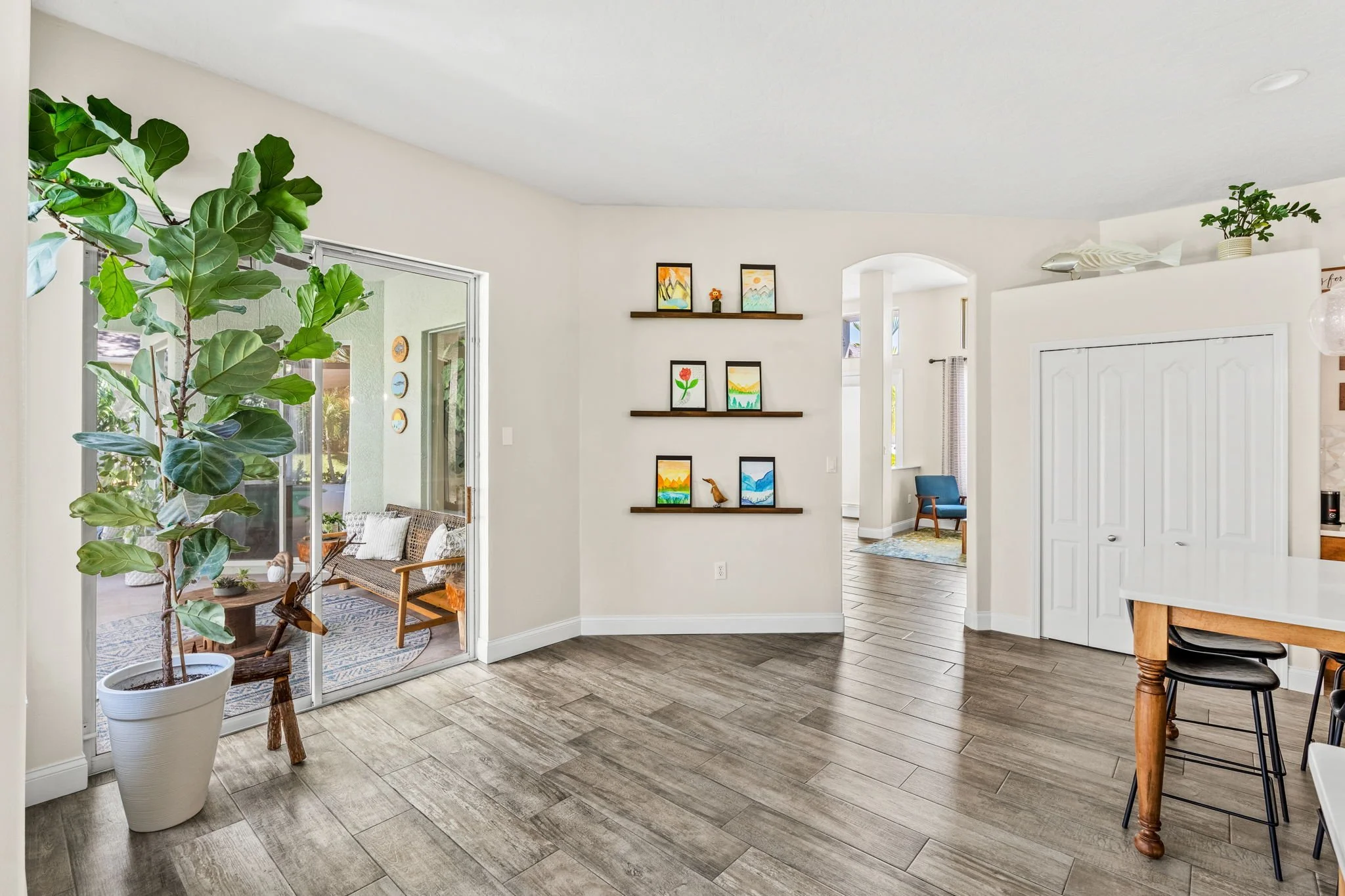 backporch entry 2.jpg