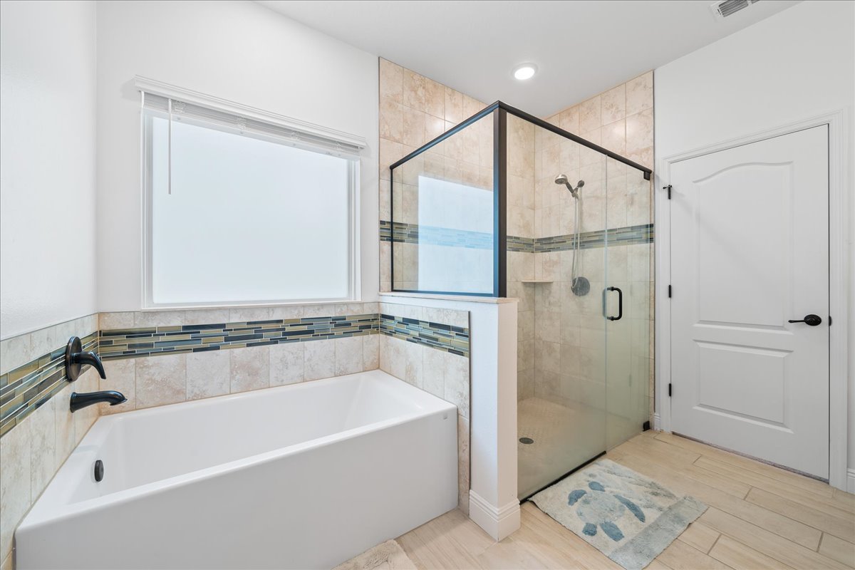 primary bath 2.jpg