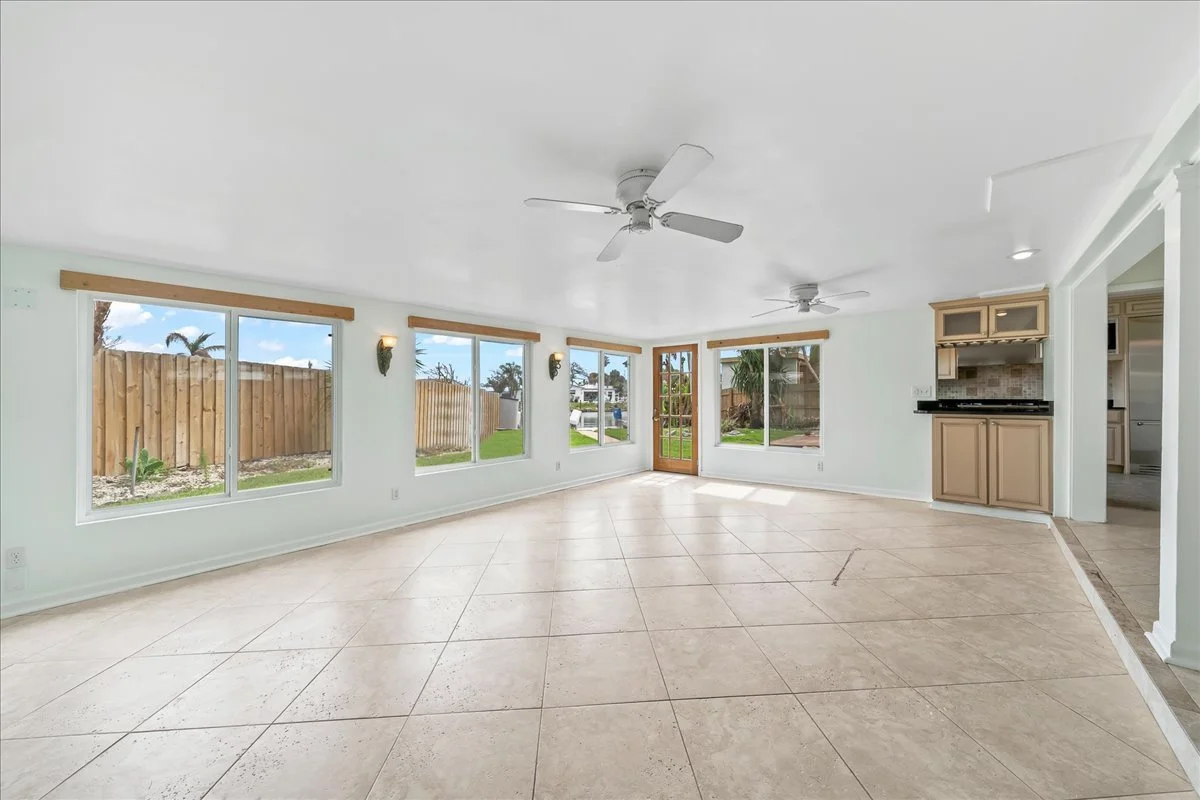 family room 2.jpg