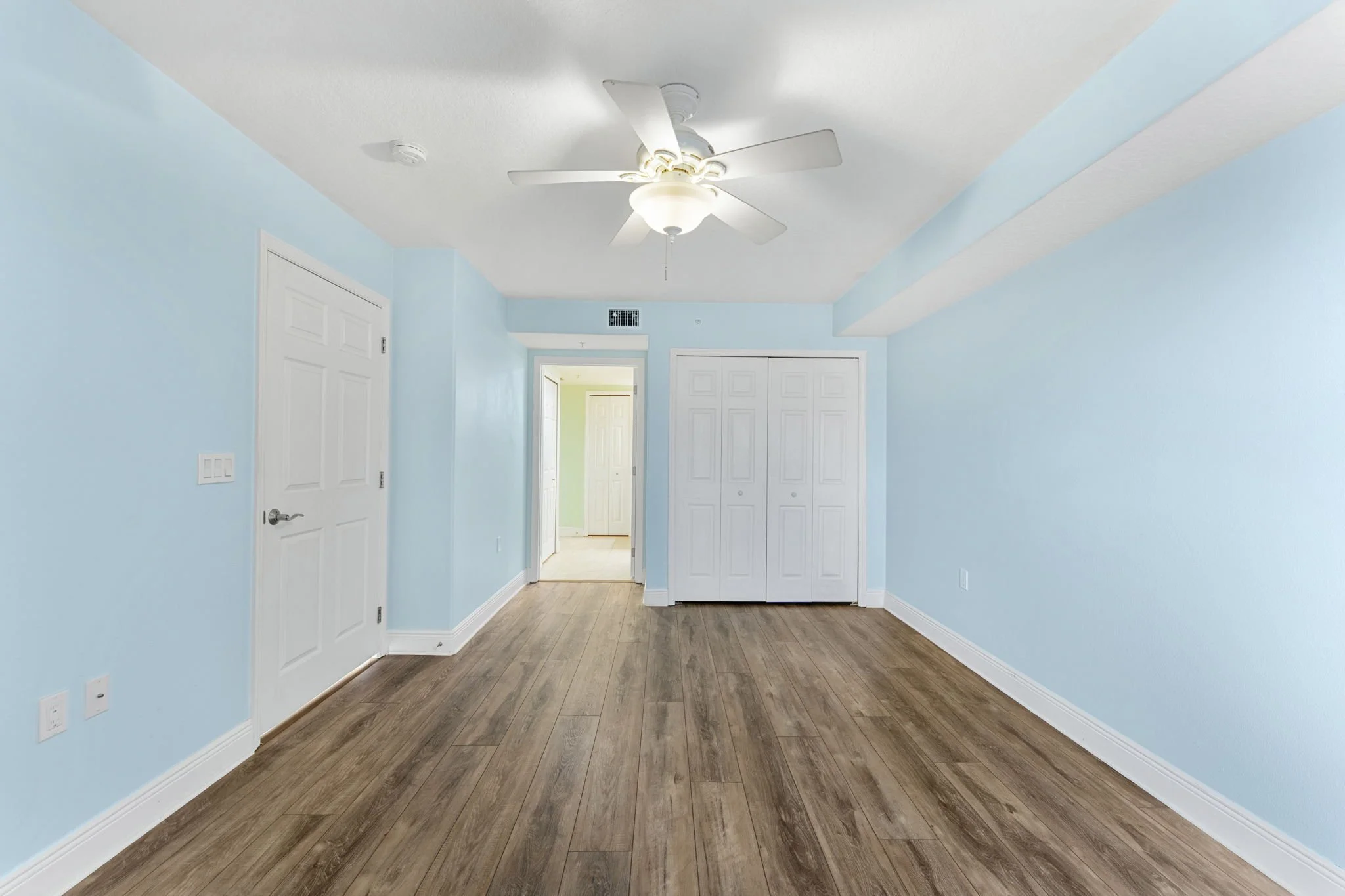 bedroom 3-2.jpg
