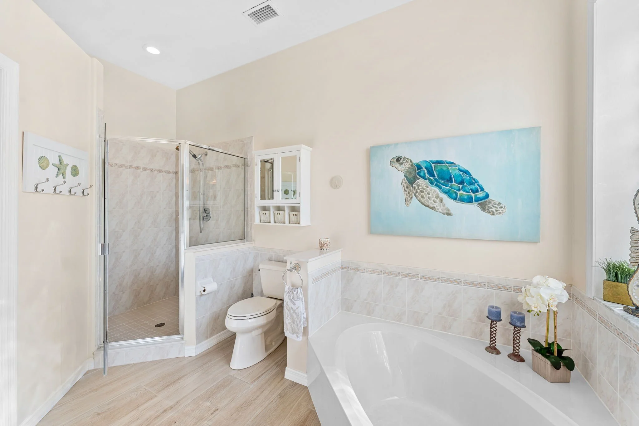 primary bath 3.jpg