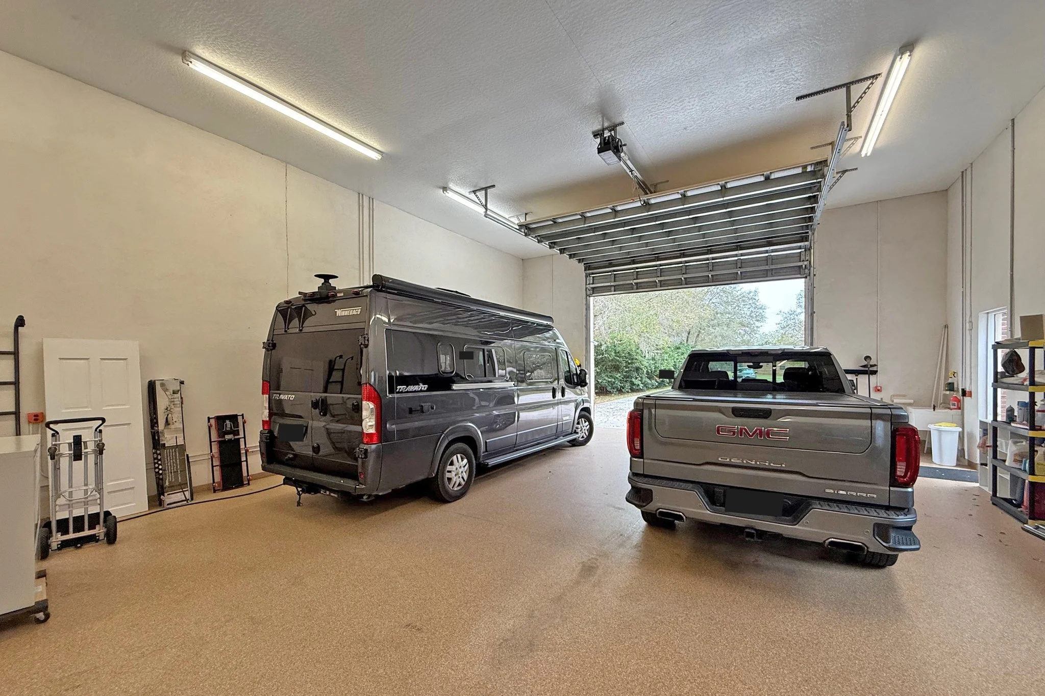 RV Garage 4.jpg