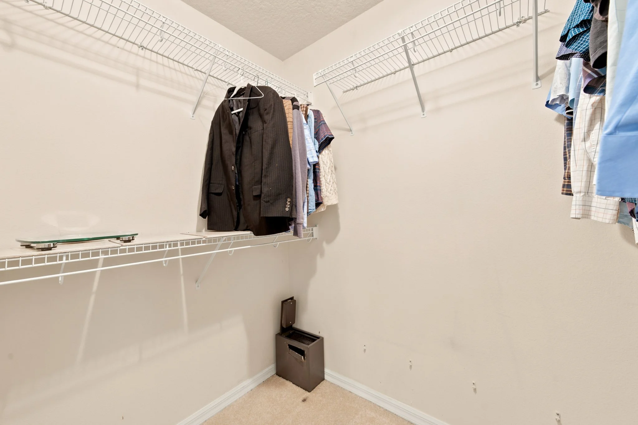 primary closet.jpg
