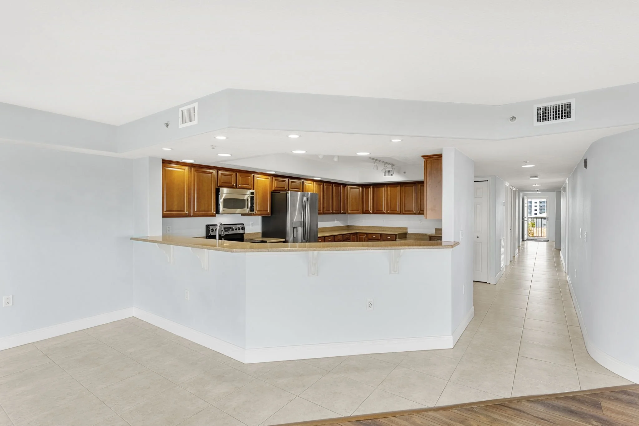 kitchen 1.jpg