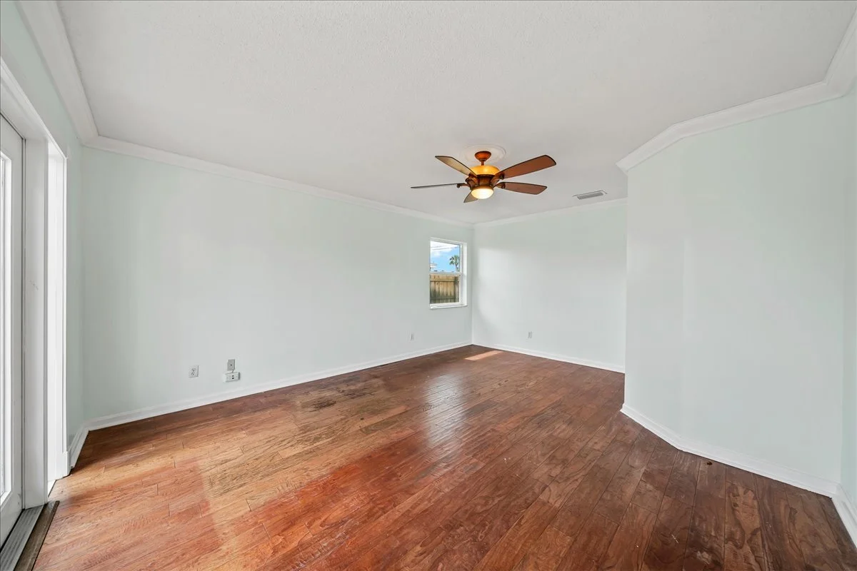 bedroom 4-2.jpg