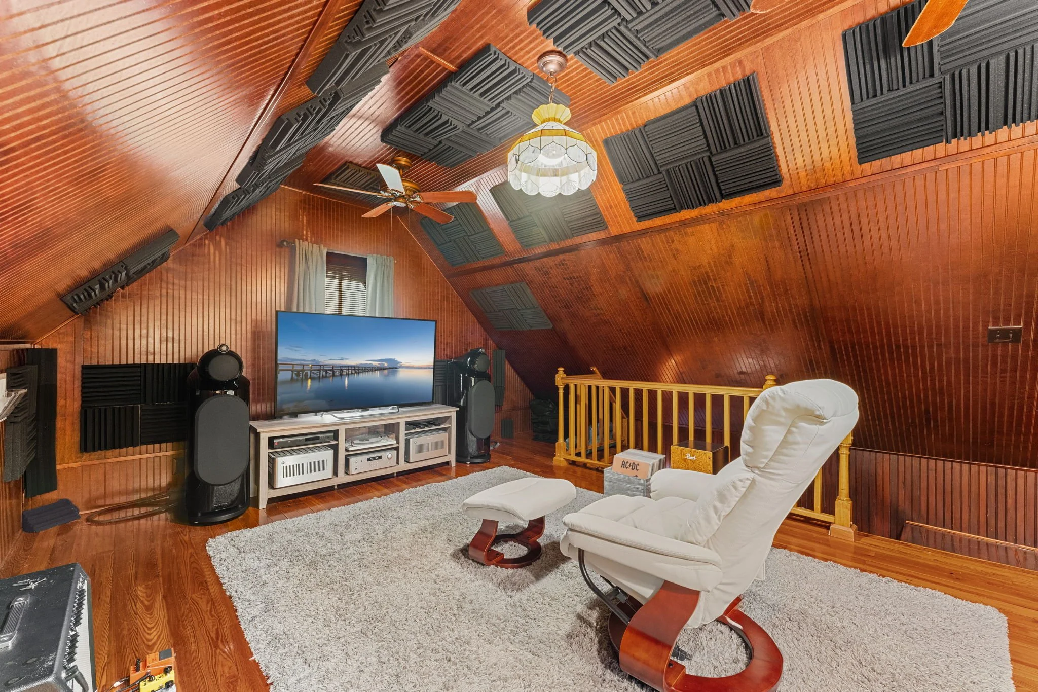 third floor attic 3.jpg