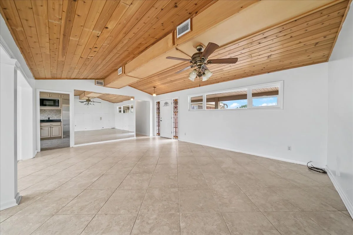 living room 2.jpg