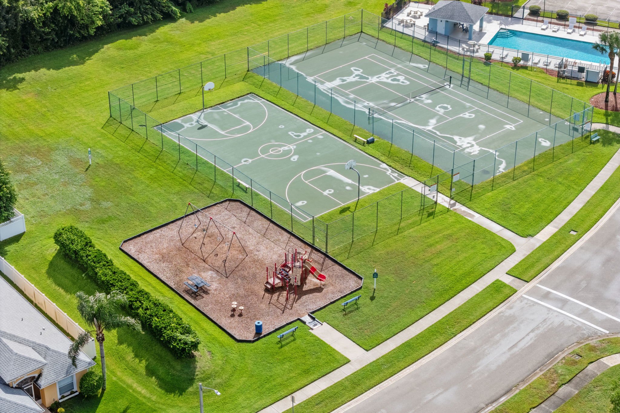 community ammenities aerial 2.jpg