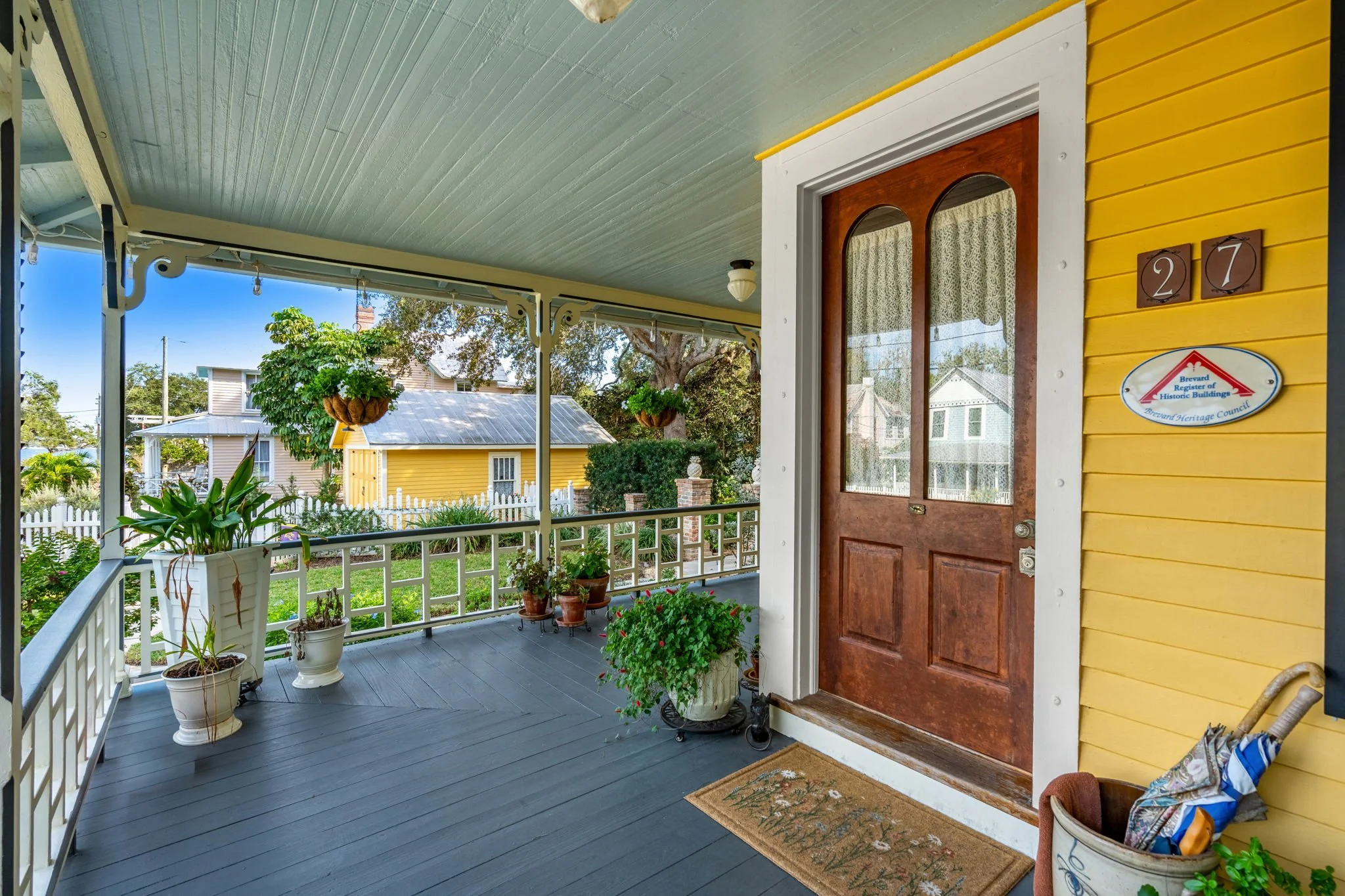 wrap around porch 3.jpg