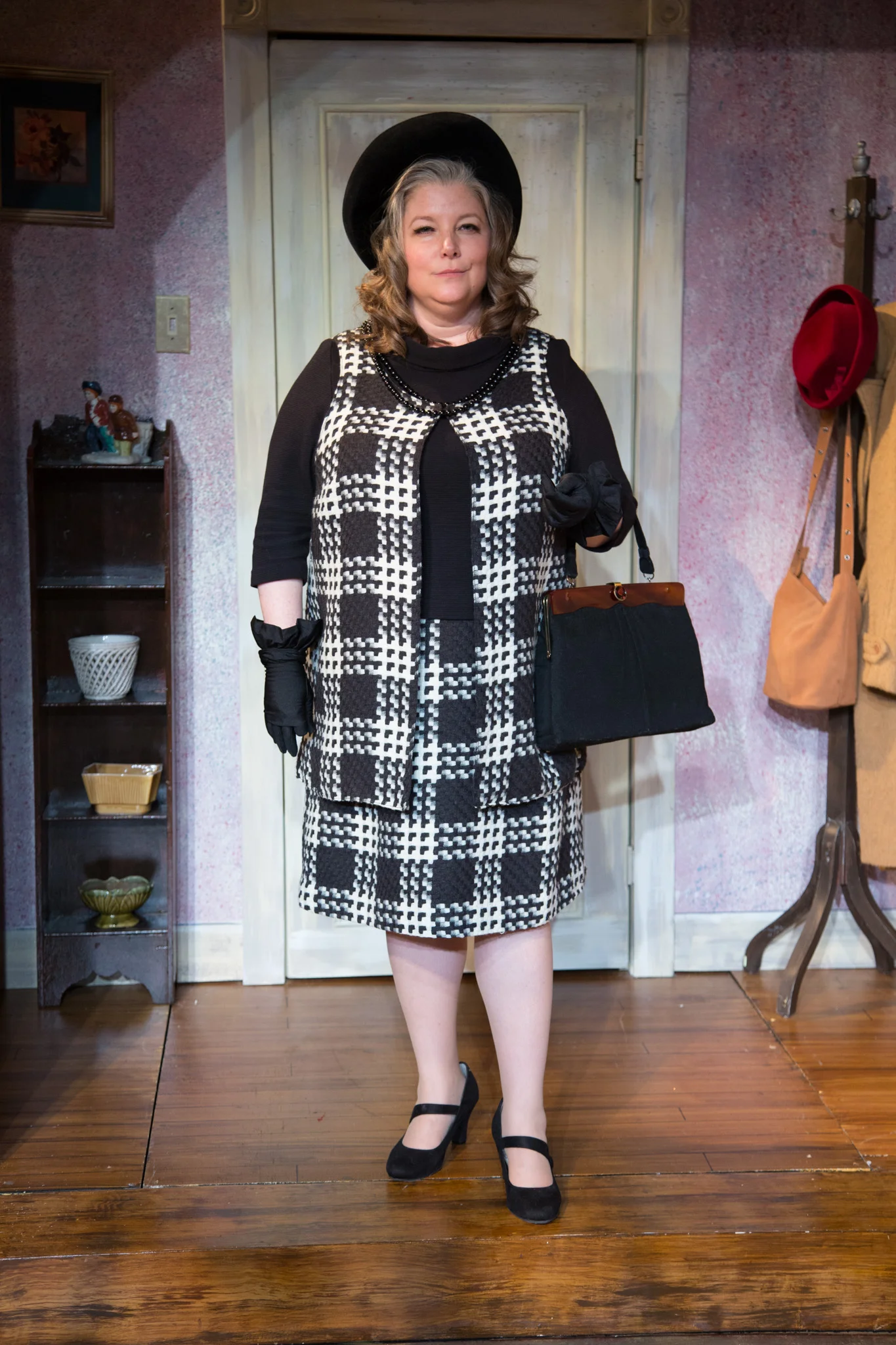 cp_retro_missreardon_wardrobe_0007.jpg