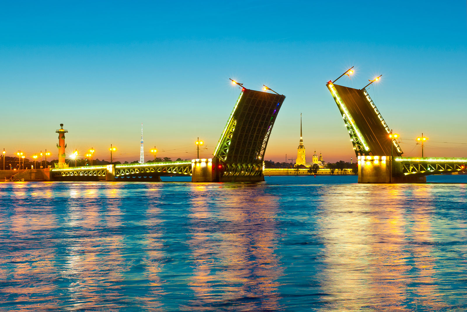 Exchange-Bridge-St-Petersburg.jpg