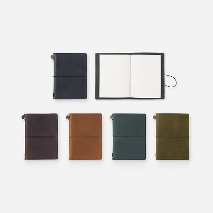 TRAVELER'S notebook <Passport Size>
